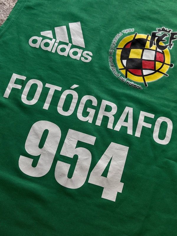 Adidas Adidas x FEF Spain Football Federation Fotógrafo 1990s 1/1 Size US XL / EU 56 / 4 - 8 Thumbnail
