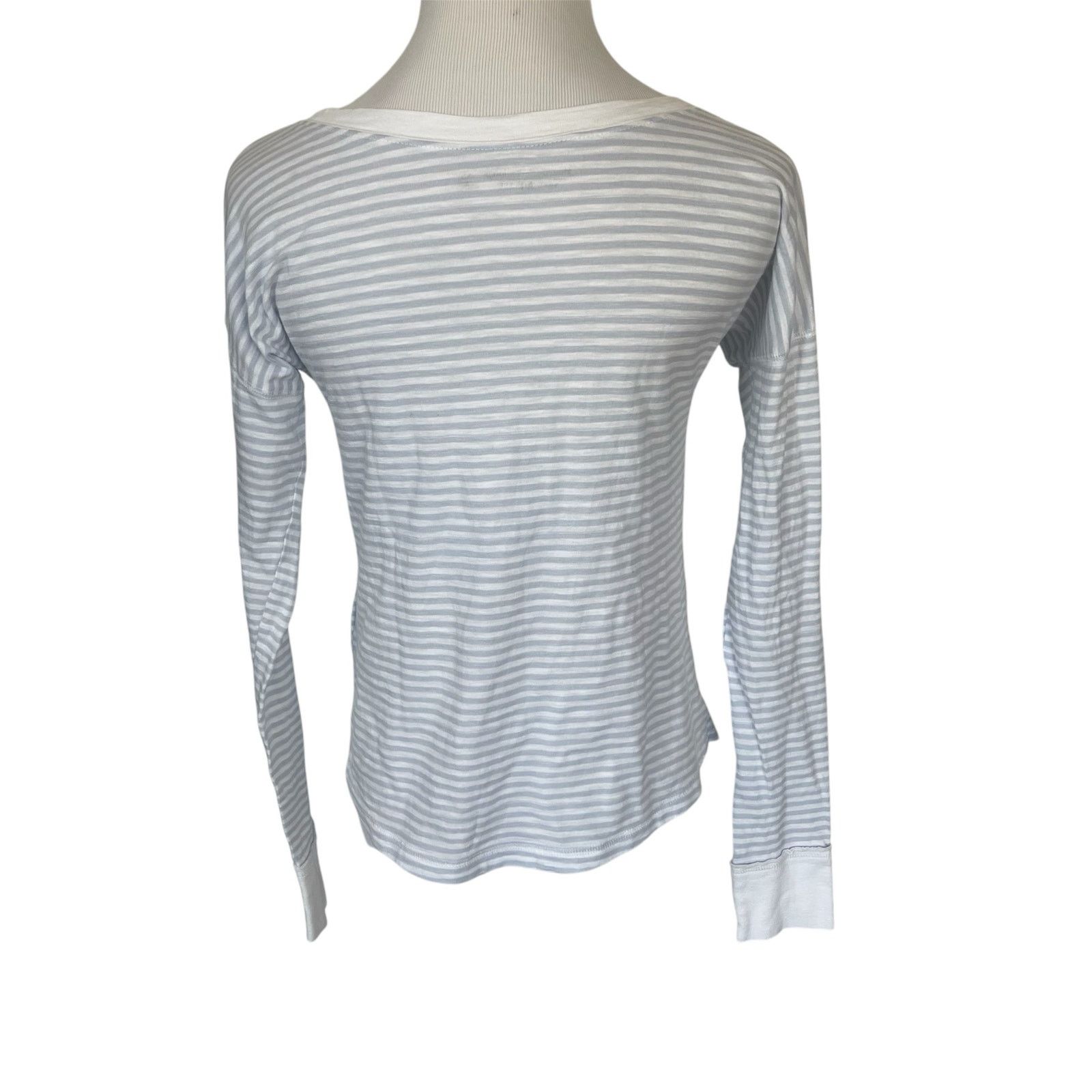 Abercrombie & Fitch XS A&F Long sleeve Light Gray White Stripe Soft Cotton Tee Size XS / US 0-2 / IT 36-38 - 3 Thumbnail