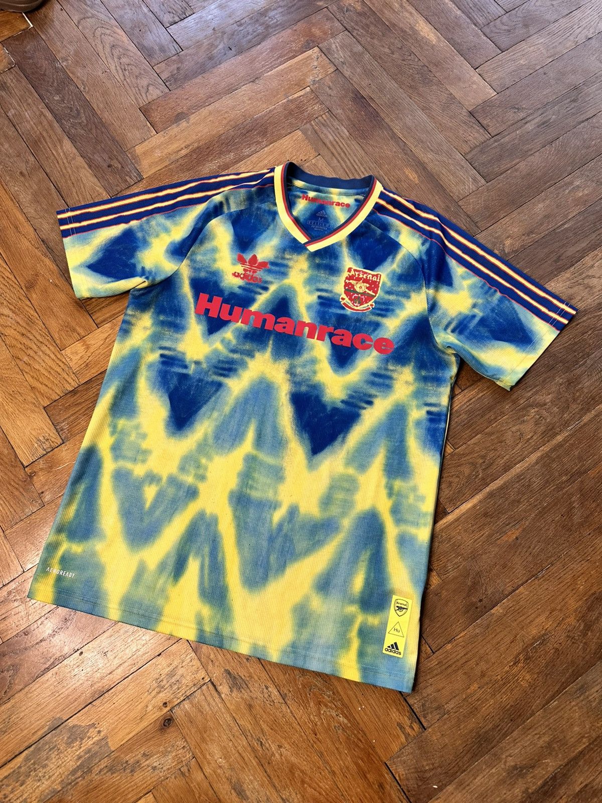 Adidas × Pharrell Adidas Human Race Pharrell Williams Arsenal London FC Size US M / EU 48-50 / 2 - 2 Thumbnail