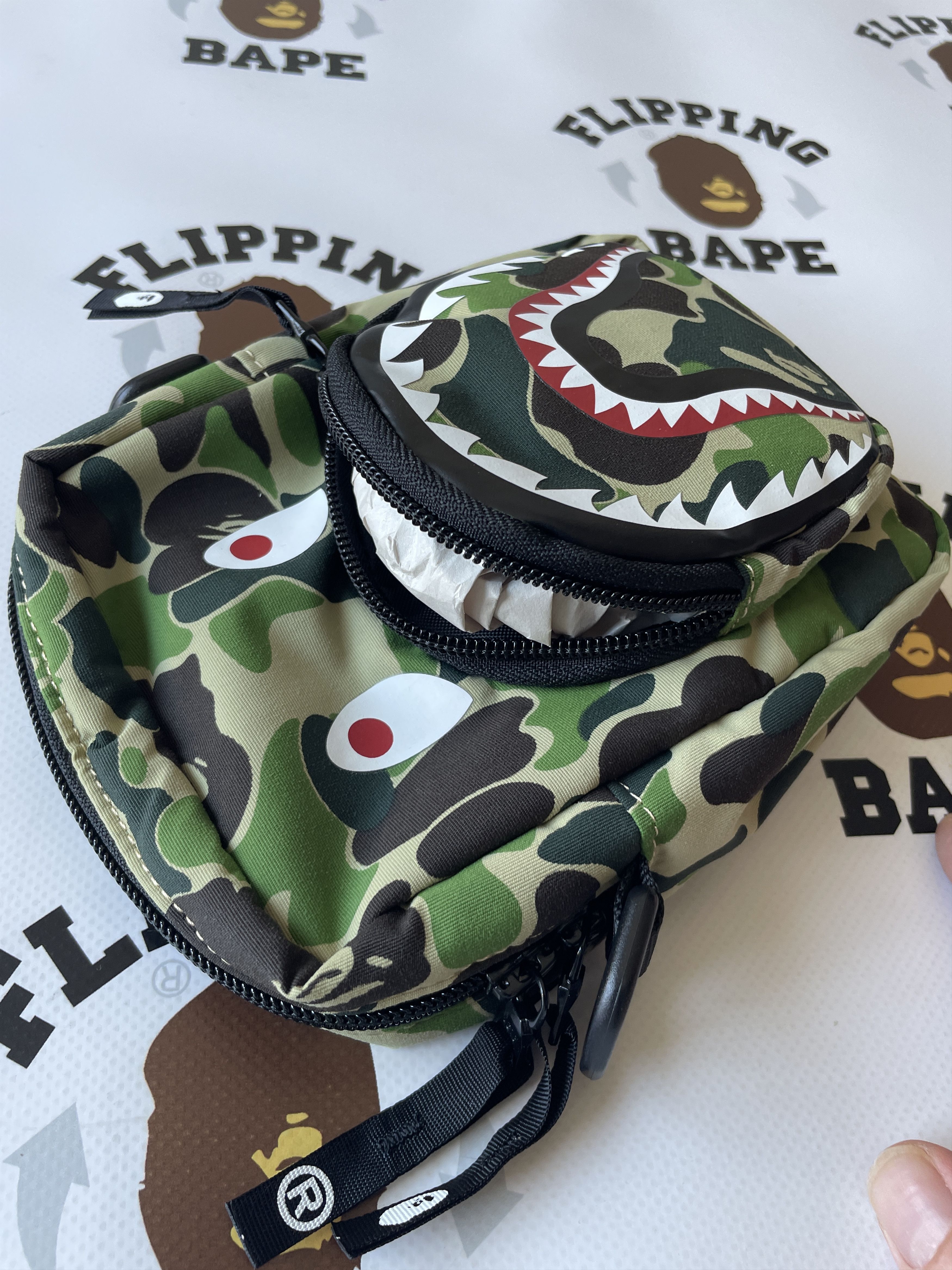 Bape BAPE ABC CAMO SHARK MINI BAG Size ONE SIZE - 5 Thumbnail
