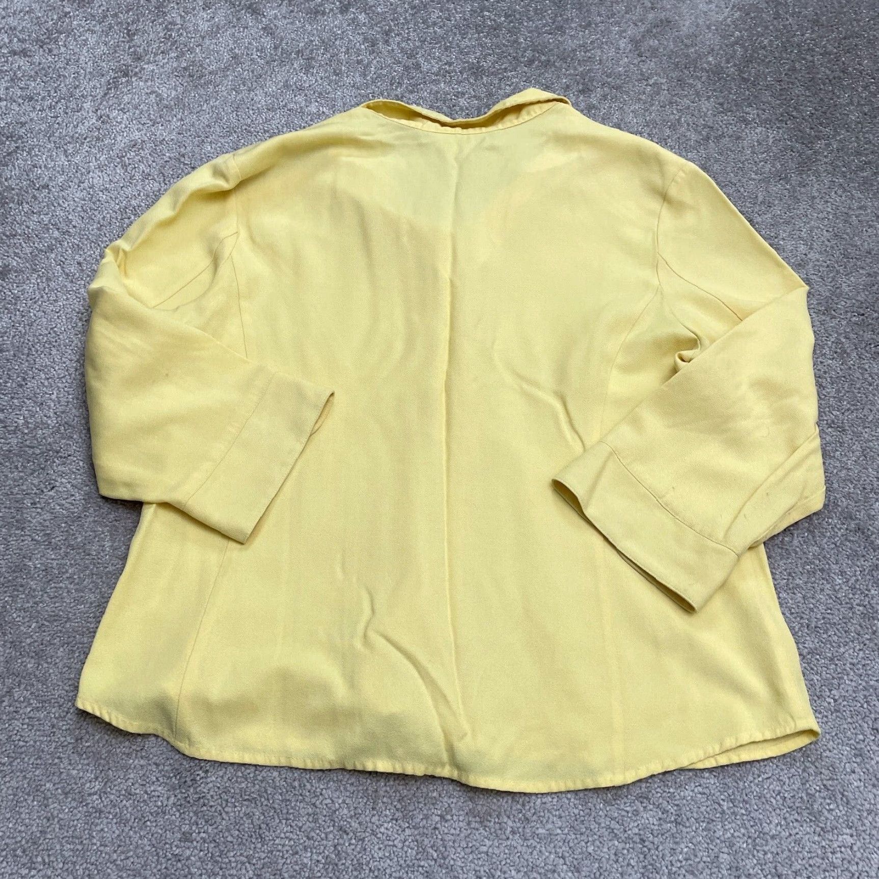Vintage Sag Harbor Shirt Womens L Yellow Long Sleeve Button-Down Casual Workwear Top Size L / US 10 / IT 46 - 2 Thumbnail