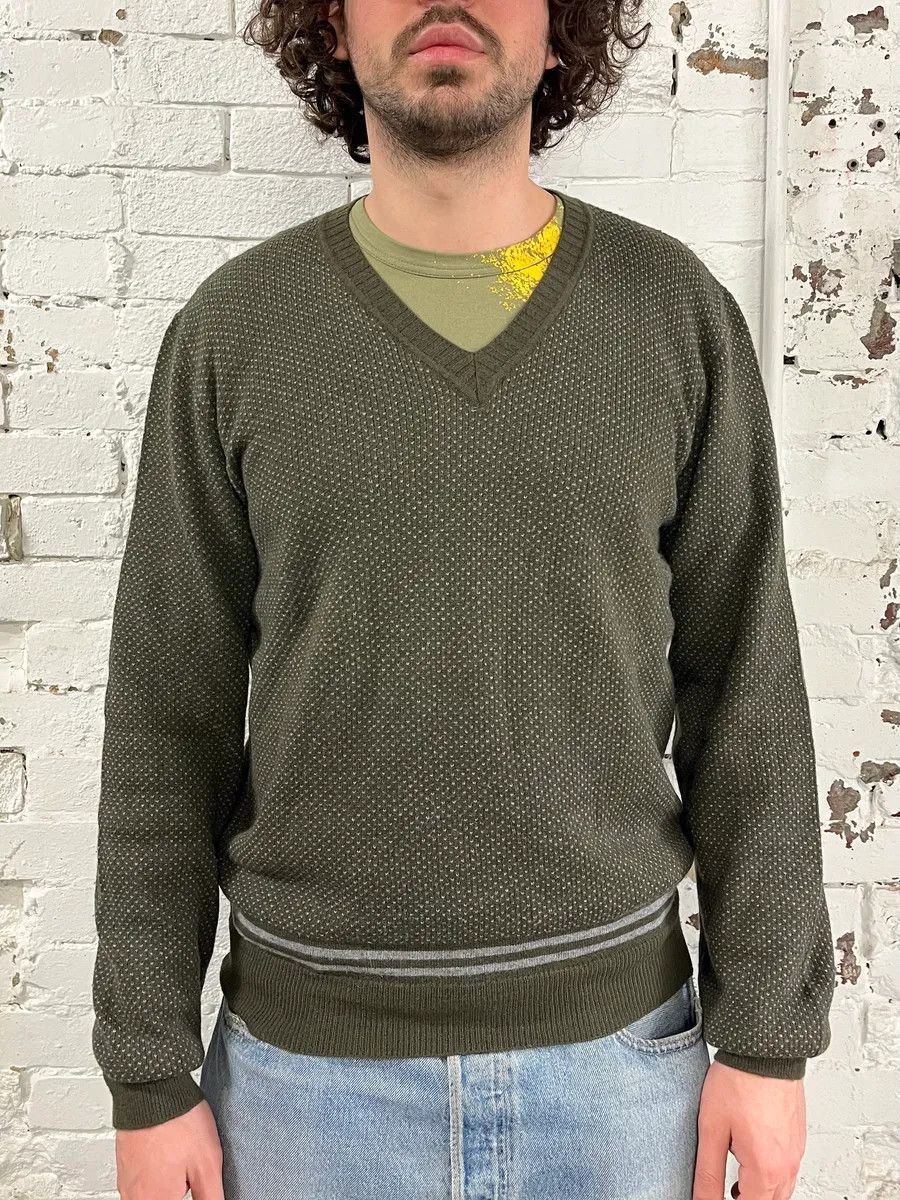 Prada 2000s Prada Olive Green V Neck Sweater Size US M / EU 48-50 / 2 - 2 Thumbnail