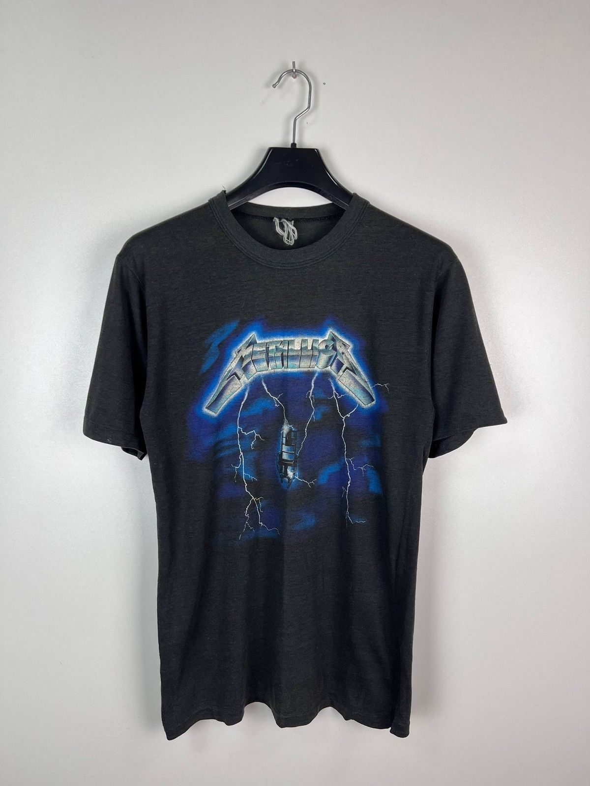 Metallica Metallica 90s ride the lighting vintage band t-shirts size M Size US M / EU 48-50 / 2 - 1 Thumbnail