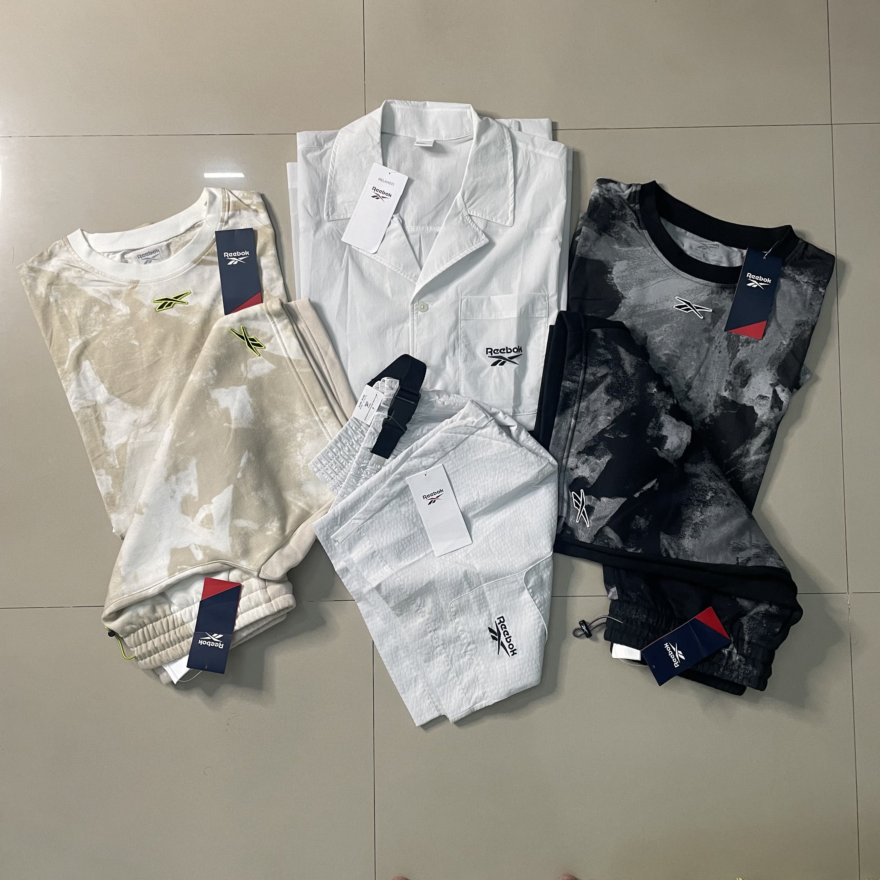 Reebok REEBOK T-SHIRT/SHIRT & SHORT SET Size US L / EU 52-54 / 3 - 1 Thumbnail