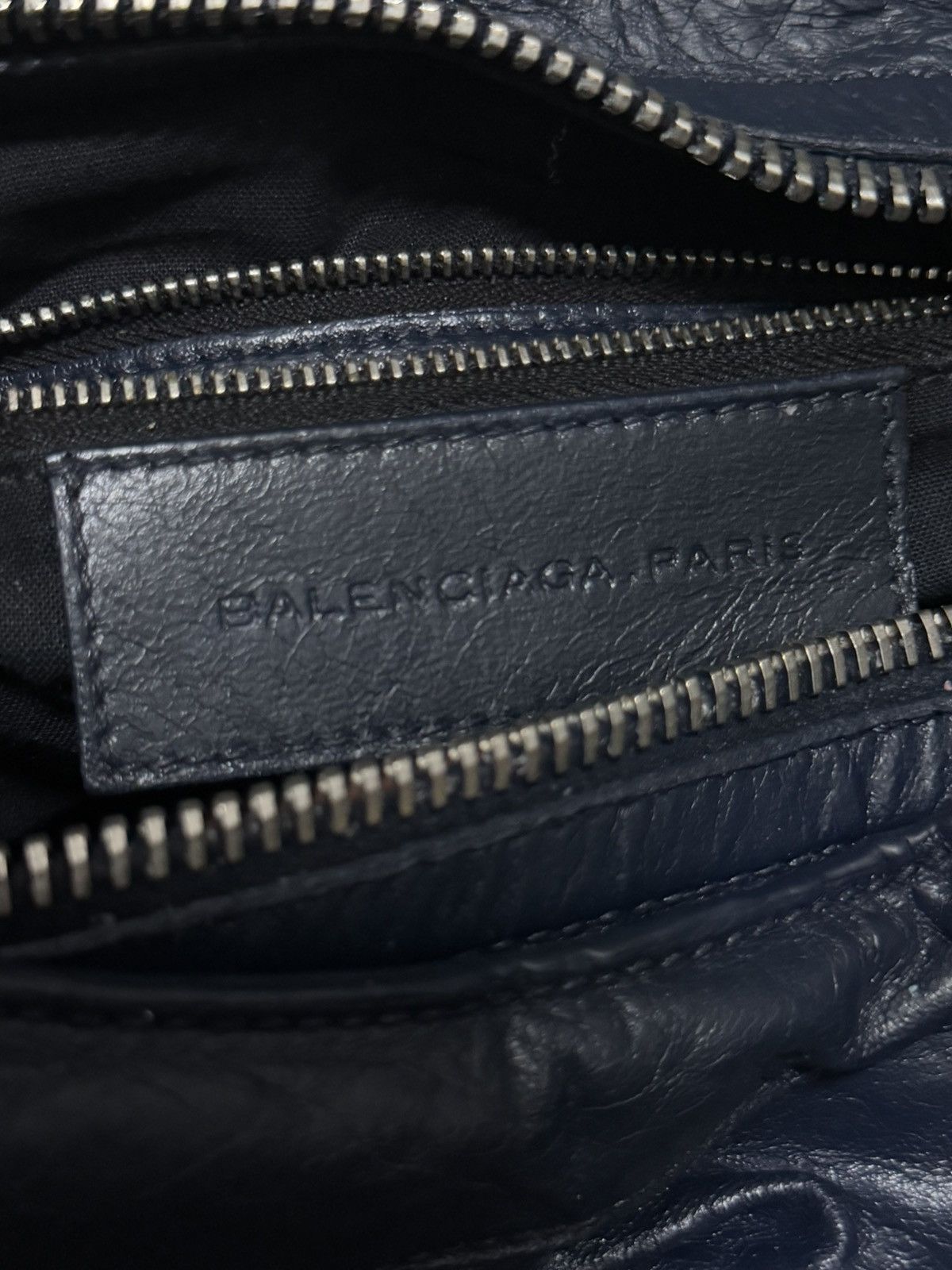 Balenciaga Balenciaga - 2000’s - Classic Le City Giant 21 Navy Blue Size ONE SIZE - 18 Thumbnail