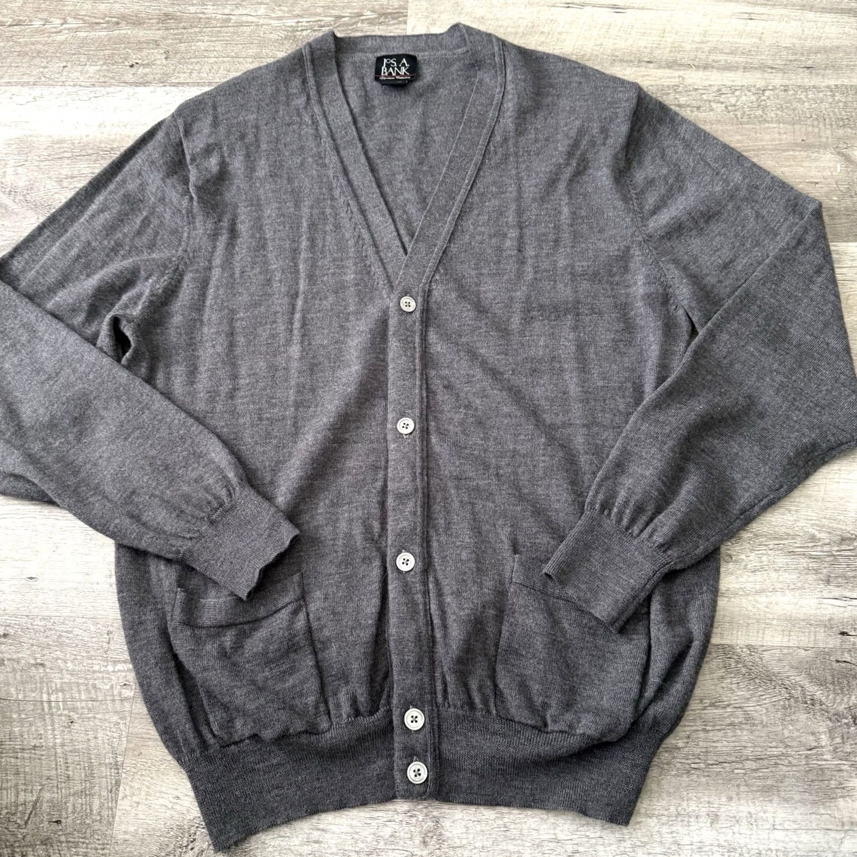 Jos. A. Bank Jos. A. Bank Cardigan Sweater Mens XL Gray 100% Merino Wool Lightweight Pockets V-Neck Button Regular Fit Size US XL / EU 56 / 4 - 6 Thumbnail