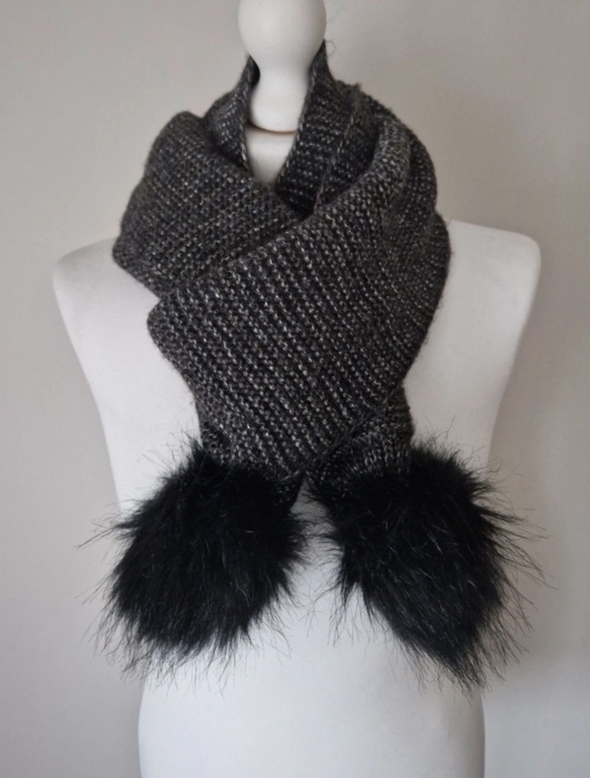 Barbour Barbour scarf with pompoms 160x20cm Size ONE SIZE - 2 Thumbnail