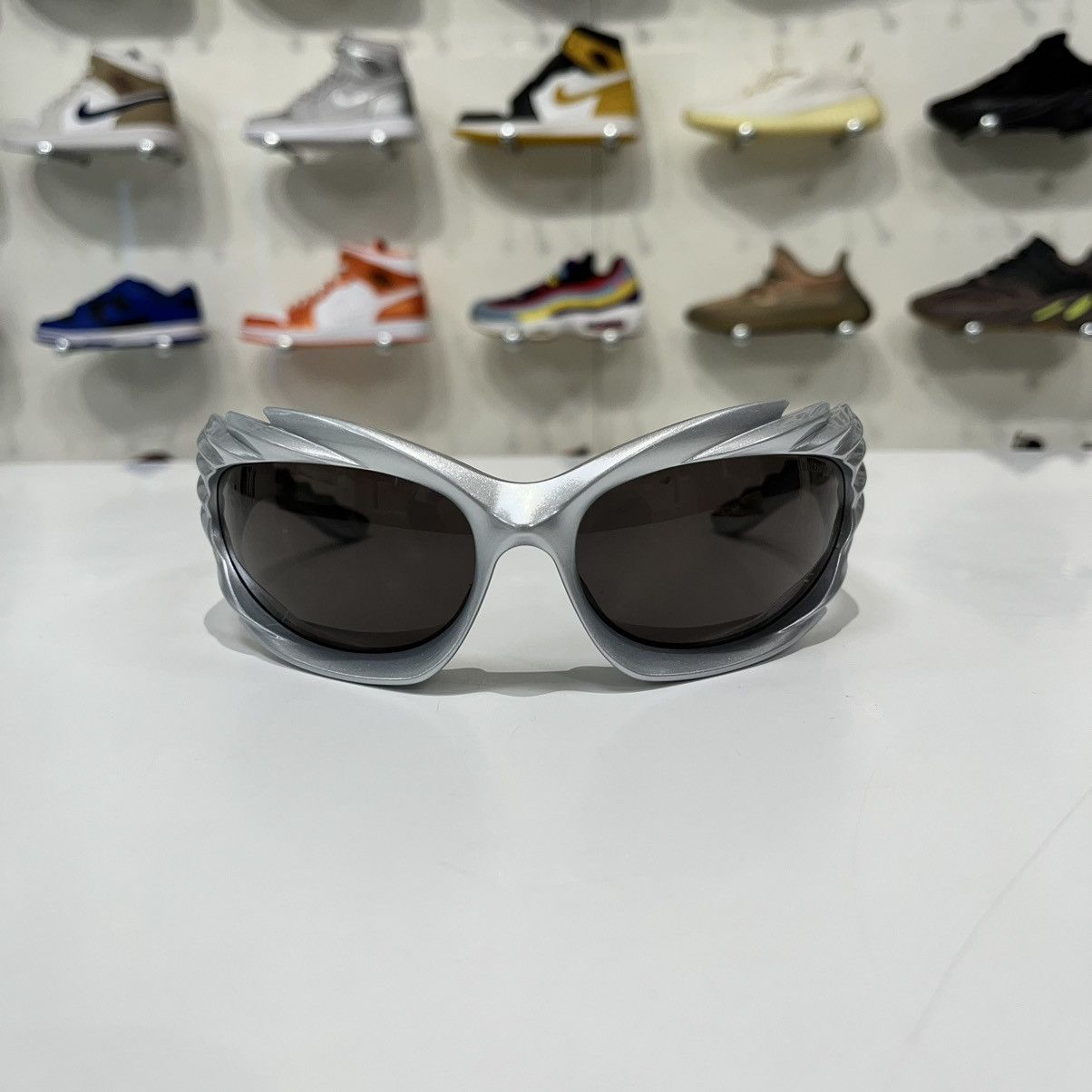 Balenciaga Balenciaga Spike Rectangle Sunglasses Silver Size ONE SIZE - 2 Thumbnail