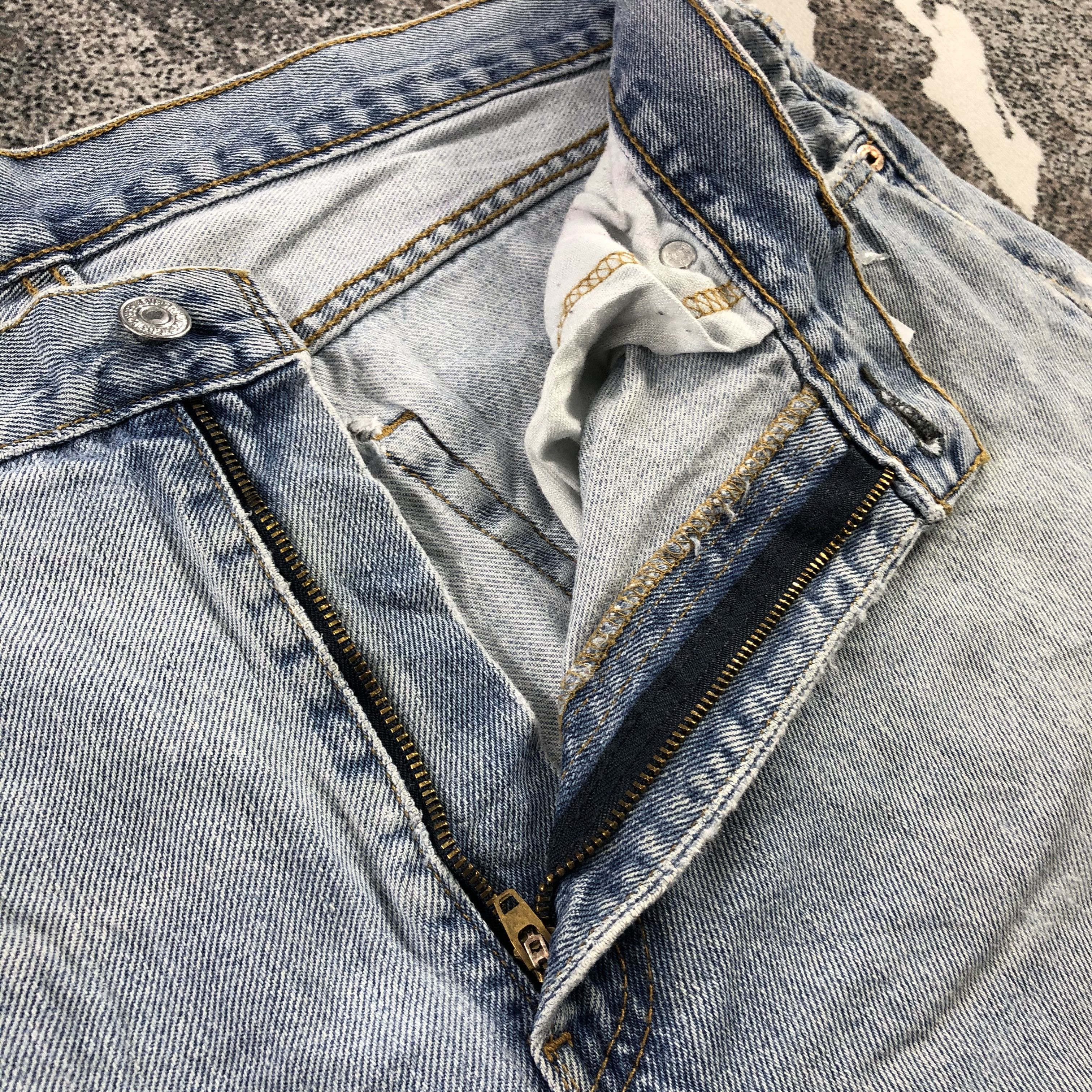 Levi's Vintage Levi's 505 Jeans Medium Wash Denim KJ961 Size US 36 / EU 52 - 14 Thumbnail