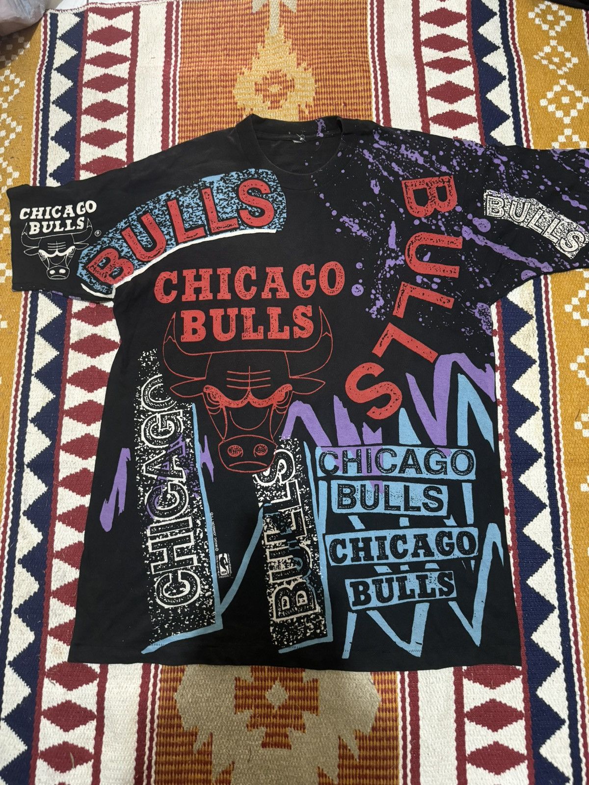 Jordan Brand × NBA × Vintage Tshirt vtg full print bulls Size US XL / EU 56 / 4 - 1 Thumbnail