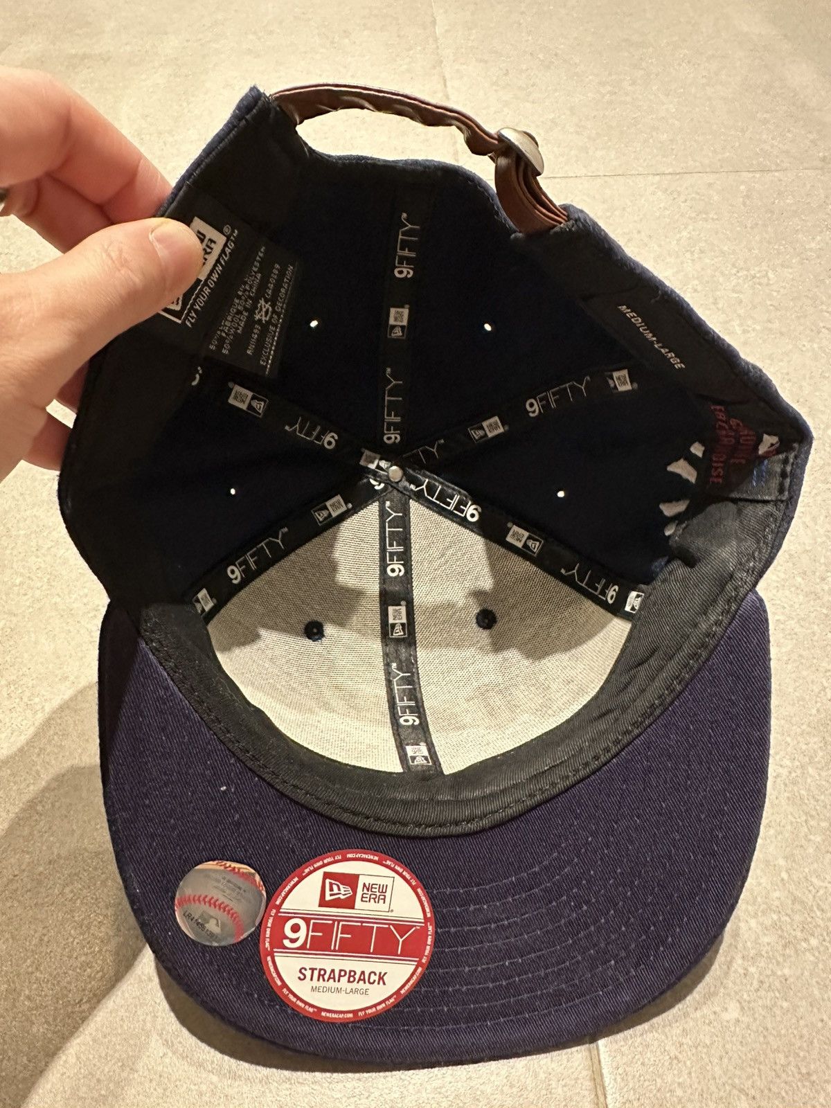 New York Yankees New Era NY Yankees adjustable NEW Size ONE SIZE - 6 Thumbnail
