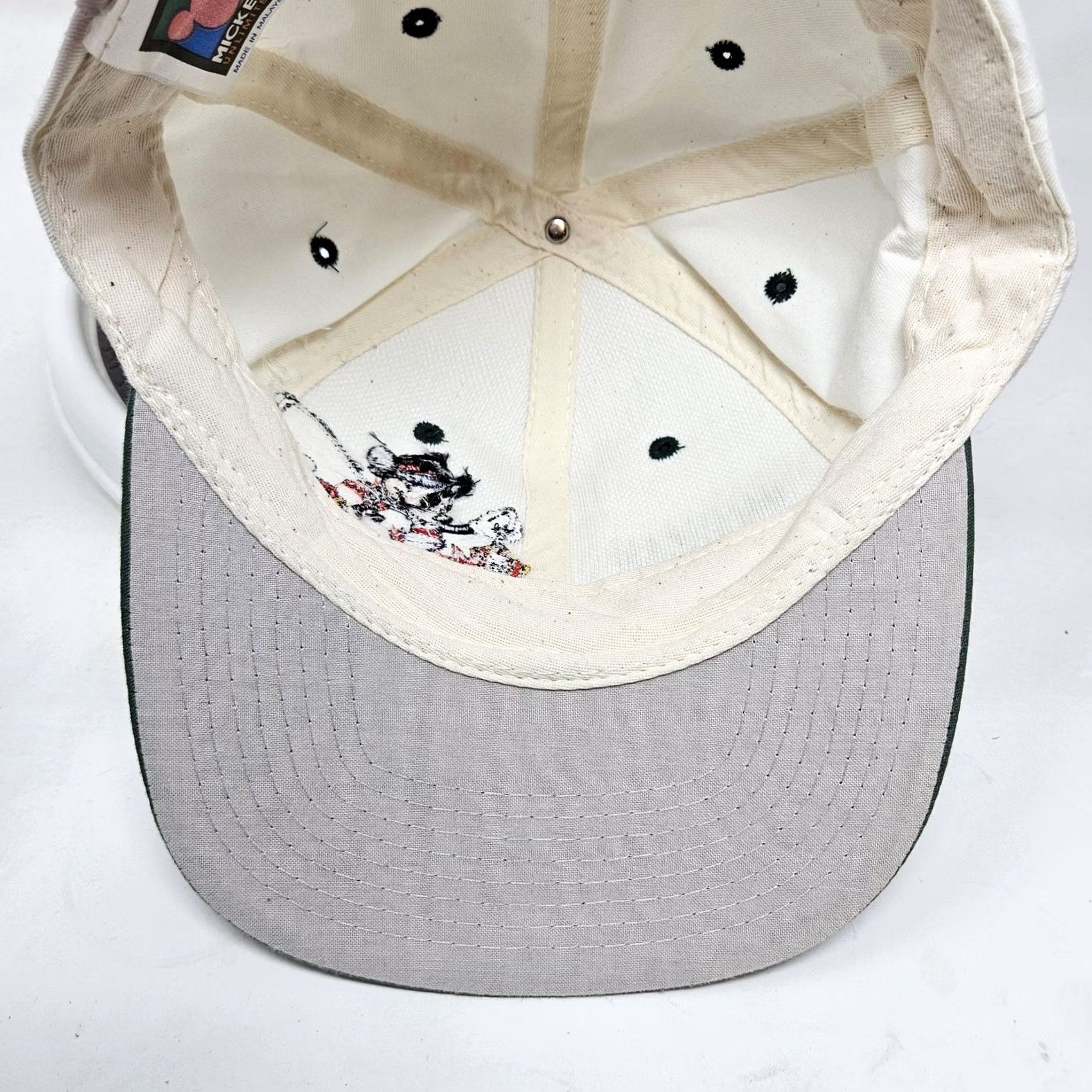 Disney Item Specifications: Brand: Nike Size ONE SIZE - 7 Thumbnail
