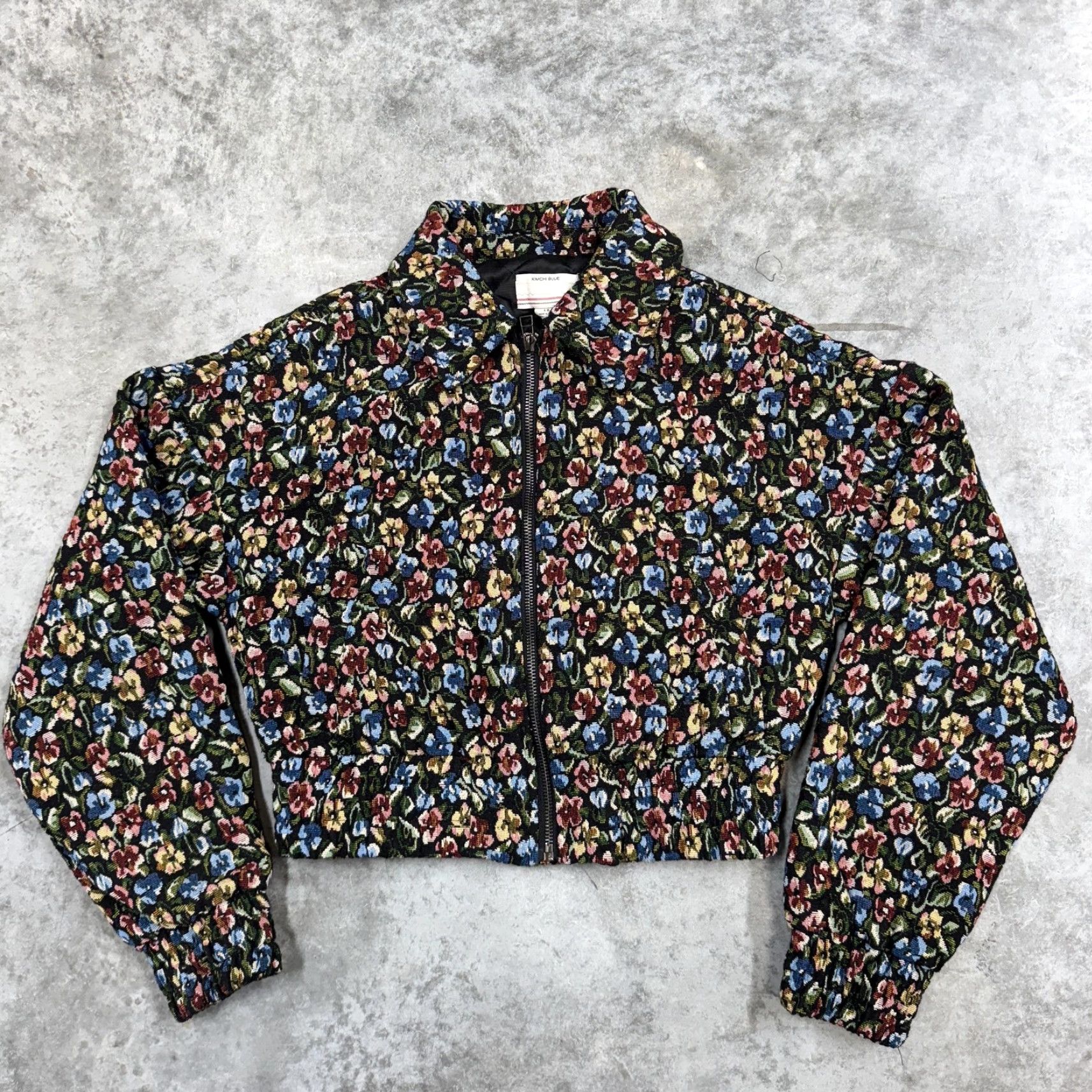 Vintage VINTAGE Kimchi Blue Jacket Womens Small Black Floral Tapestry Cropped Quilted Zip Up Size S / US 4 / IT 40 - 2 Thumbnail