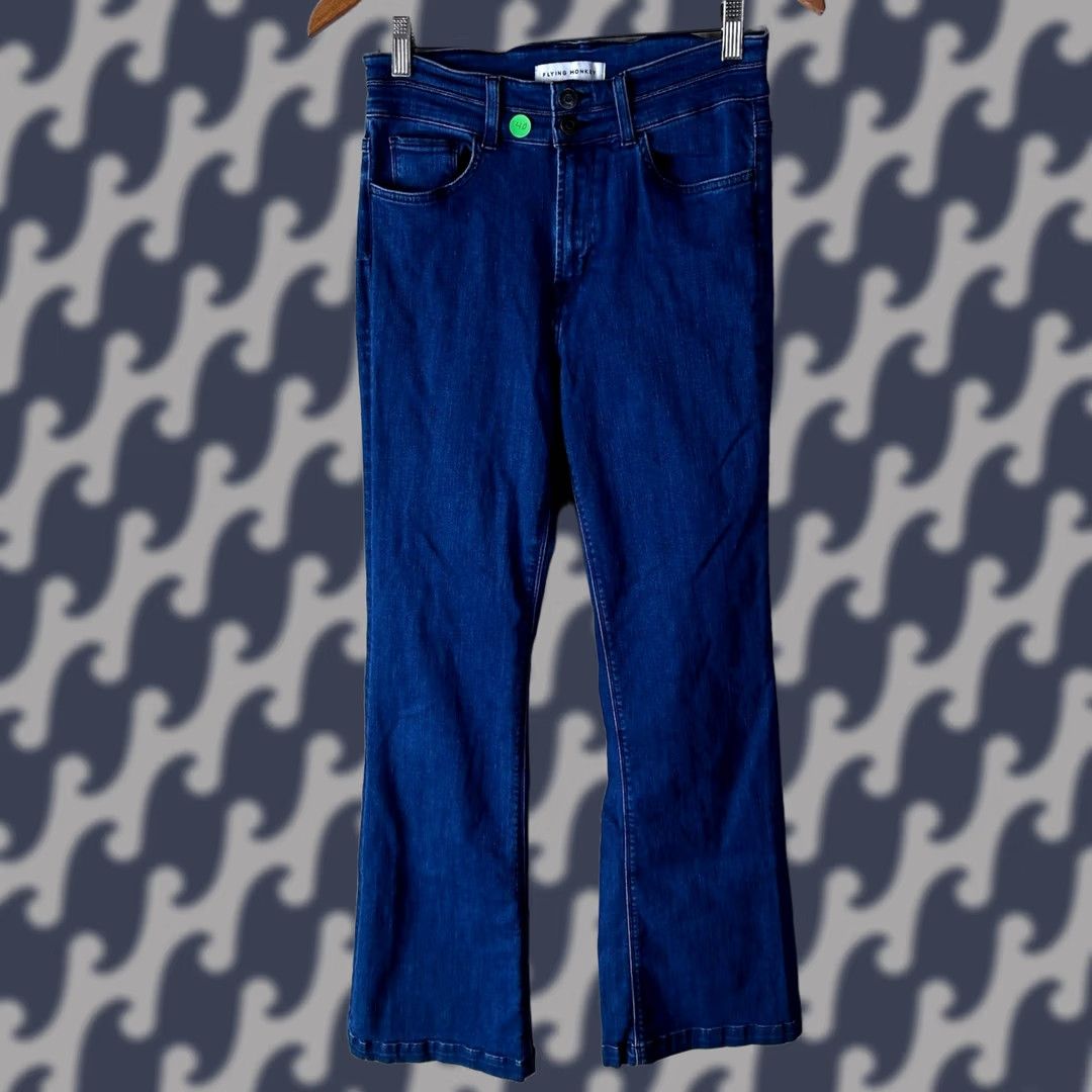 Vintage Flying Monkey Blue Flare Leg Jeans Size 28 Y3261 High Rise Denim Jeans Women 5-Pocket Button Zip Size 28" / US 6 / IT 42 - 1 Thumbnail