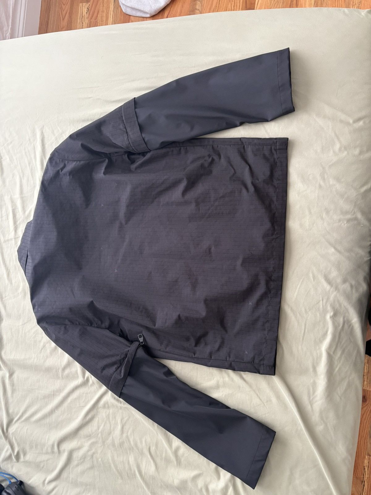 Louis Vuitton Louis Vuitton detachable sleeve jacket Size US M / EU 48-50 / 2 - 3 Thumbnail