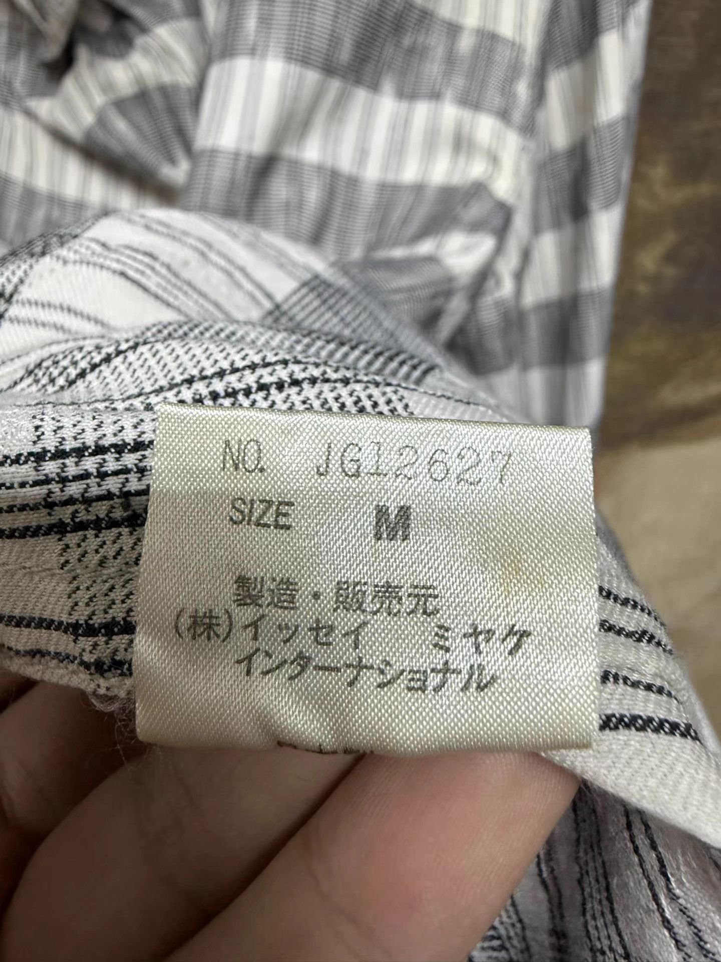 Issey Miyake Issey Miyake Vintage Stripe Scarf Collar Shirt K20 Size US M / EU 48-50 / 2 - 8 Thumbnail