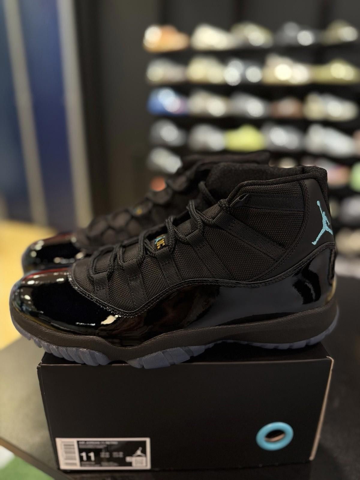 Jordan Brand Air Jordan Retro 11 Gamma Blue Sz 11.5 2025 CT8012-047 Size US 11 / EU 44 - 11 Thumbnail