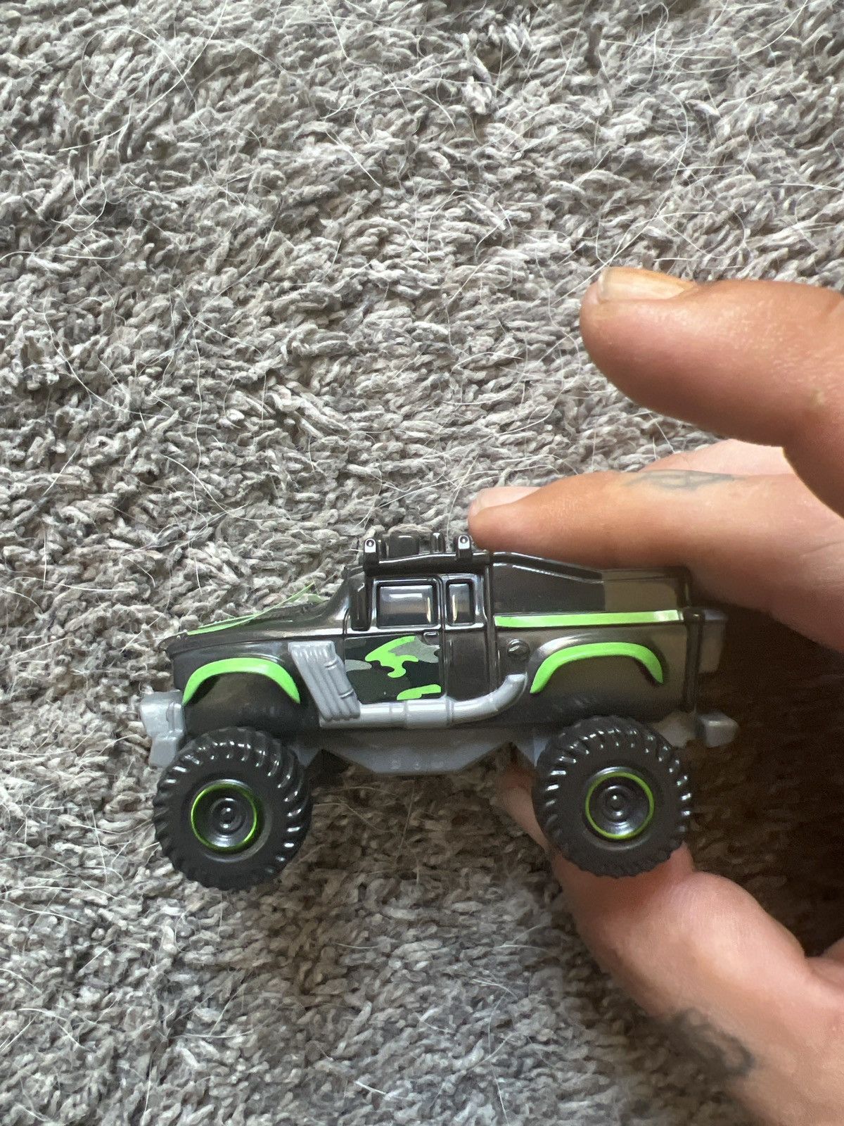 Universal Studios 2019 McDonald’s Fast & Furious Spy Racer Rally Baja Crawler Size ONE SIZE - 4 Thumbnail