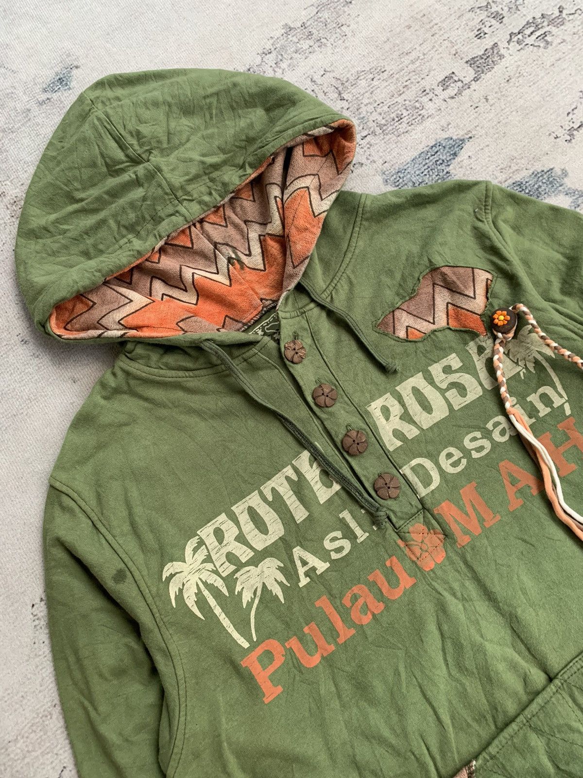 20471120 × Beauty Beast × Japanese Brand 2000s Undefined Rote Rosa Patchwork Green Hoodie Size US M / EU 48-50 / 2 - 3 Thumbnail
