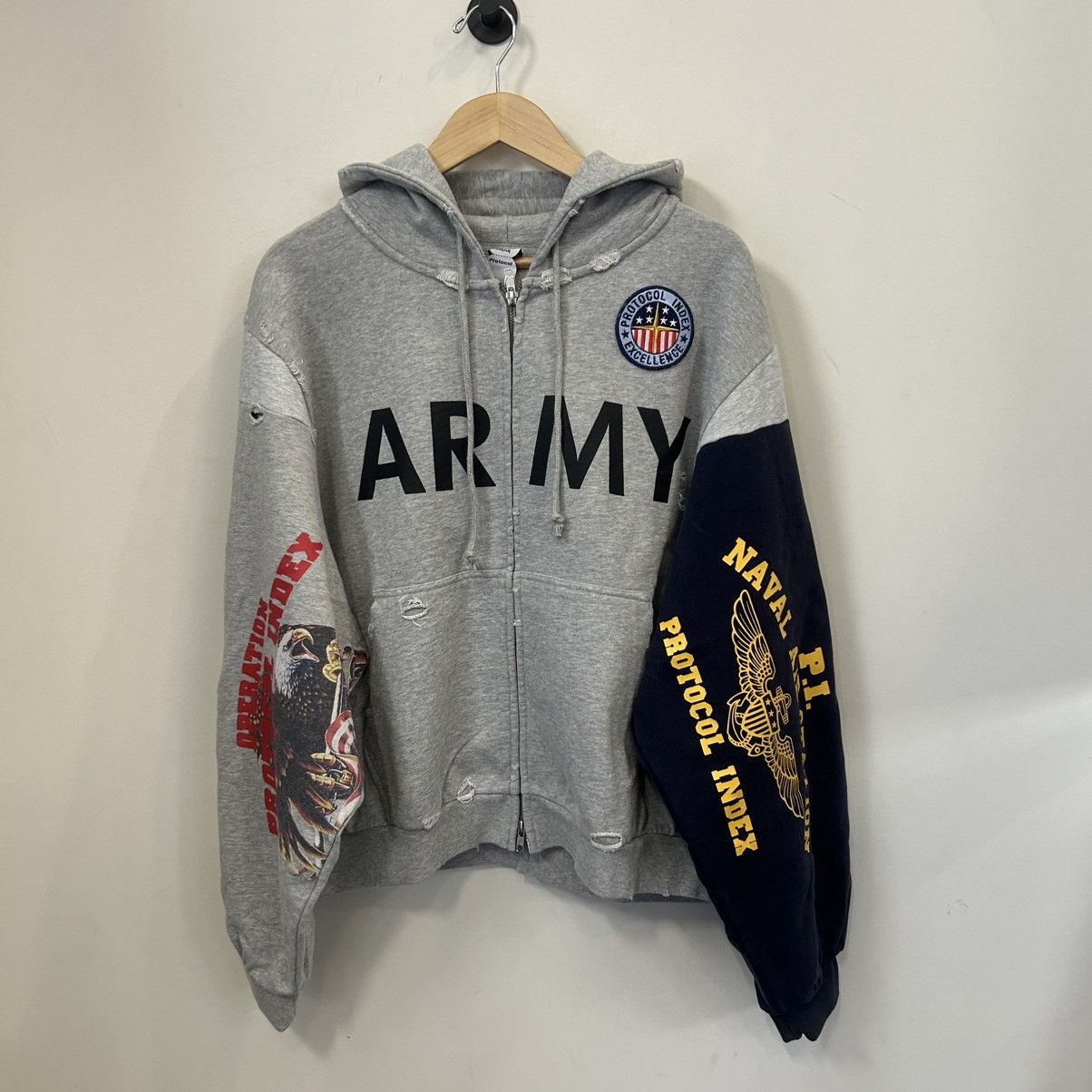 Layer 00 　PROJECT G/R 現Protocol Protocol index upside down zip, project GR pgr state hoodie and