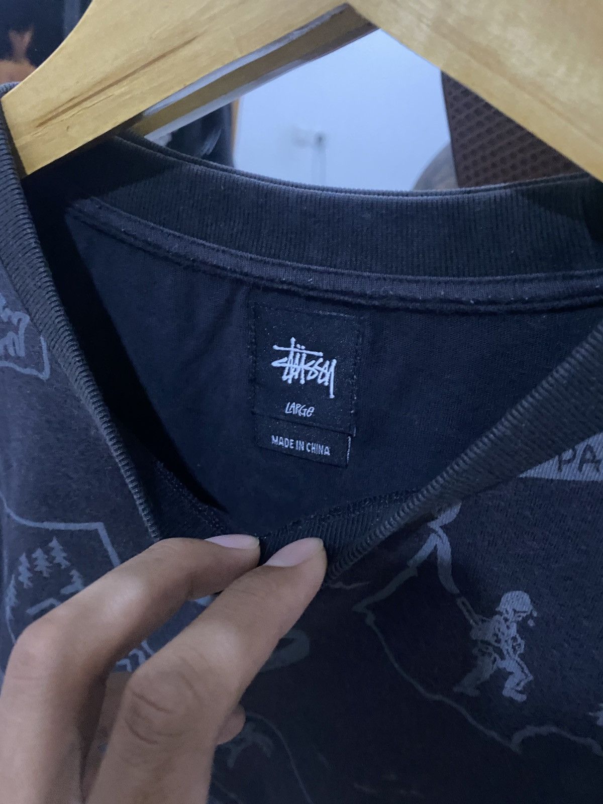 Other Stussy Full Print World Map Tee / Stussy All Over Print Size US L / EU 52-54 / 3 - 2 Thumbnail