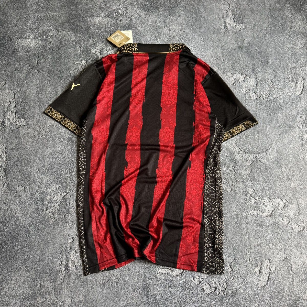 Puma Puma AC Milan Concept Jersey Men's Medium Fit Italian Size US L / EU 52-54 / 3 - 10 Thumbnail