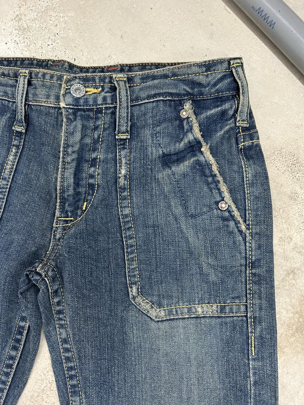 GOSTAR DE FUGA × Hysteric Glamour × Japanese Brand Brappers Jean Flare Rectangular Pocket Distressed Denim Size US 29 - 8 Thumbnail