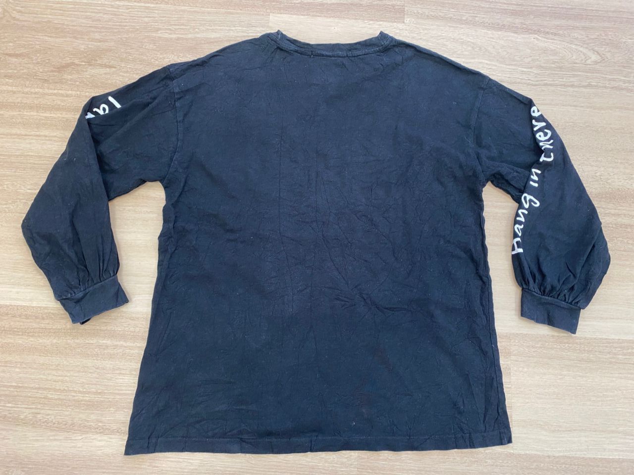 Japanese Brand FLOURICH BIG LOGO TSHIRT SIZE L Size US L / EU 52-54 / 3 - 7 Thumbnail