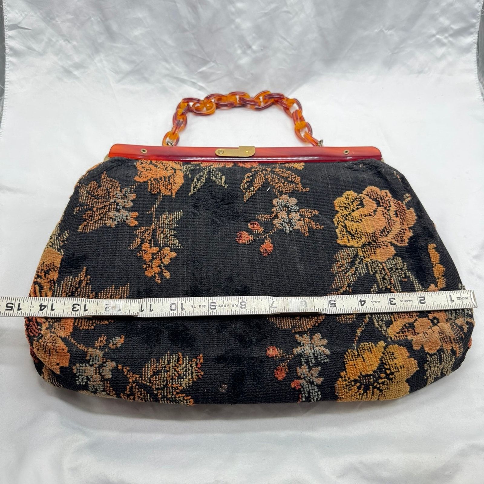 NBDN Nobrandedon VTG tapestry and lucite carpet bag Size ONE SIZE - 6 Thumbnail
