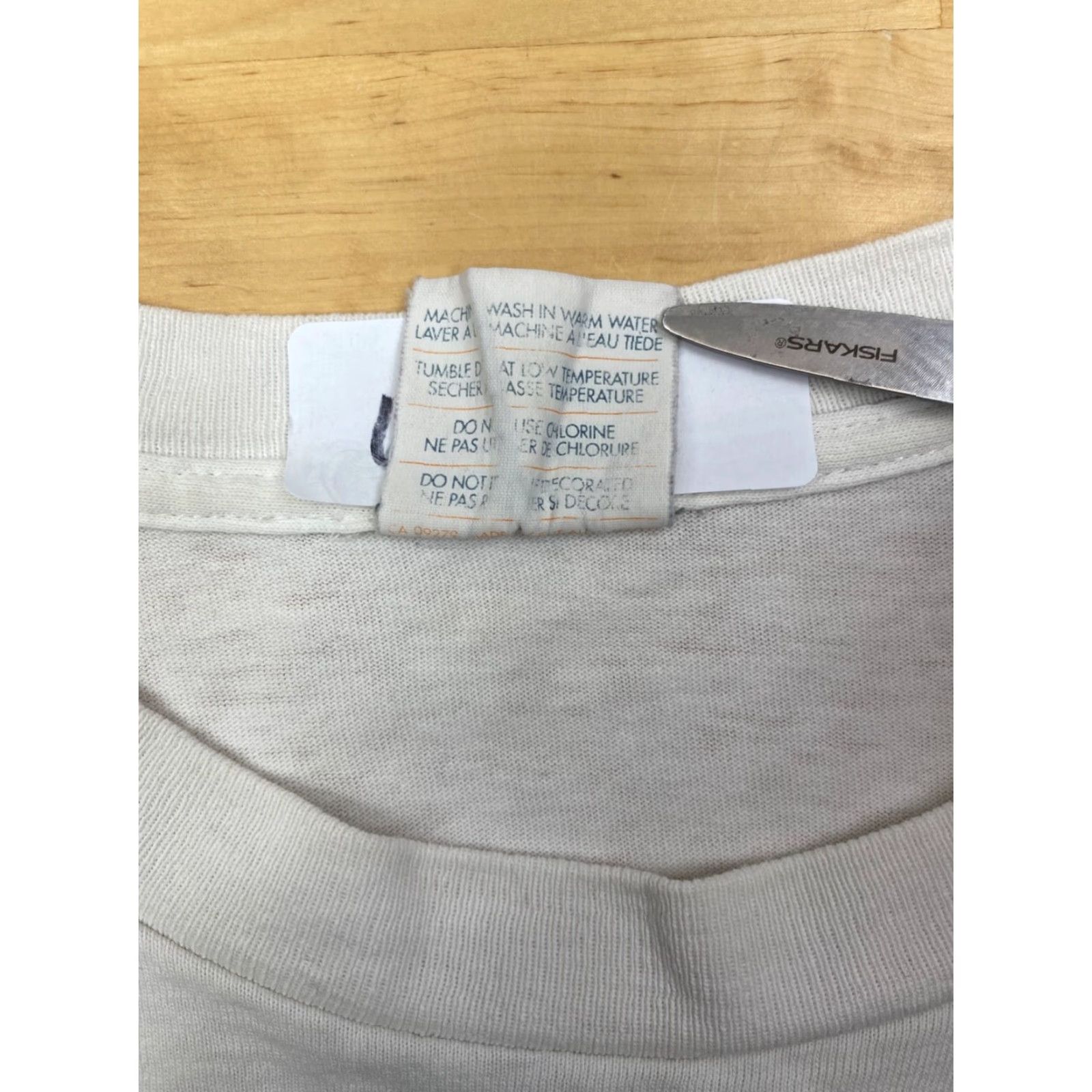 Vintage VINTAGE Range Bleu T-Shirt Men XL White Fish Theme Fisherman Graphic 90s? No decade provided; keep accurate. Size US XL / EU 56 / 4 - 6 Thumbnail
