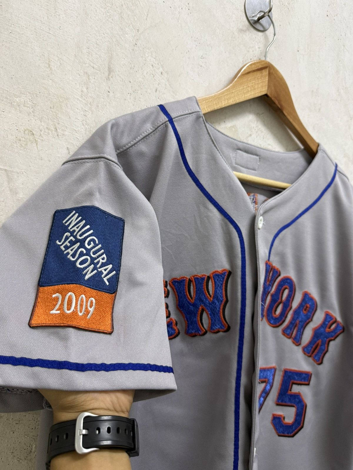 MLB 2000s Majestic New York Mets Rodriguez Jersey Size US L / EU 52-54 / 3 - 4 Thumbnail