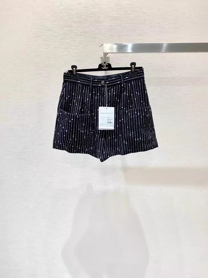 Chanel Chanel F40 Striped Tweed Shorts- DMC Size US 31 - 1 Thumbnail