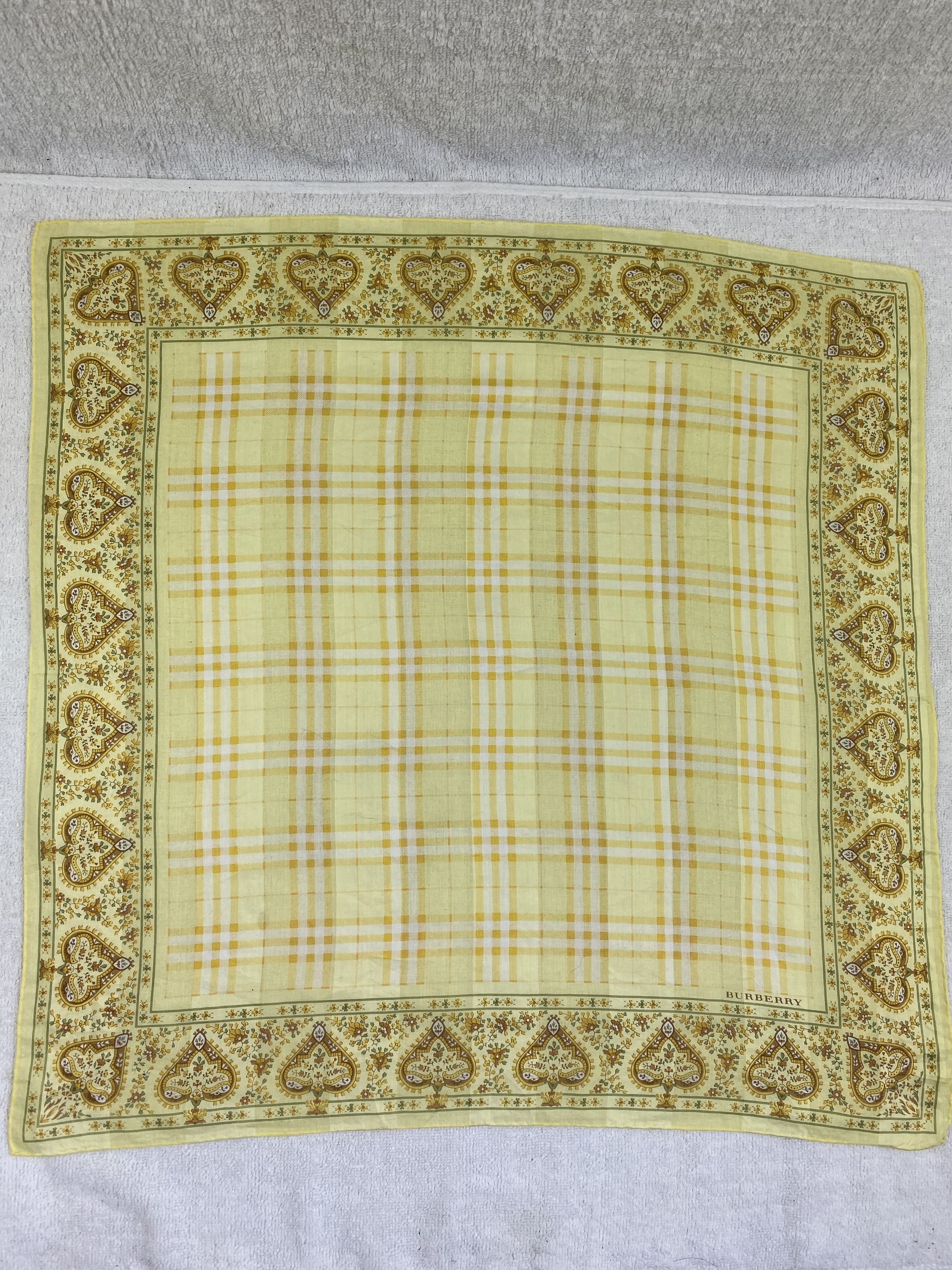 Burberry Burberry Handkerchief / Bandana / Neckerchief Size ONE SIZE - 3 Thumbnail