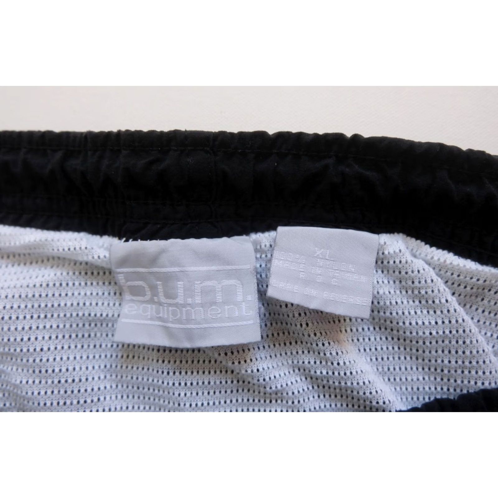 Vintage VINTAGE B.U.M. Equipment BLACK SHORTS Swim Shorts 100% NYLON RETRO 90s 80s SURF SZ XL Mens Size US 36 / EU 52 - 5 Thumbnail