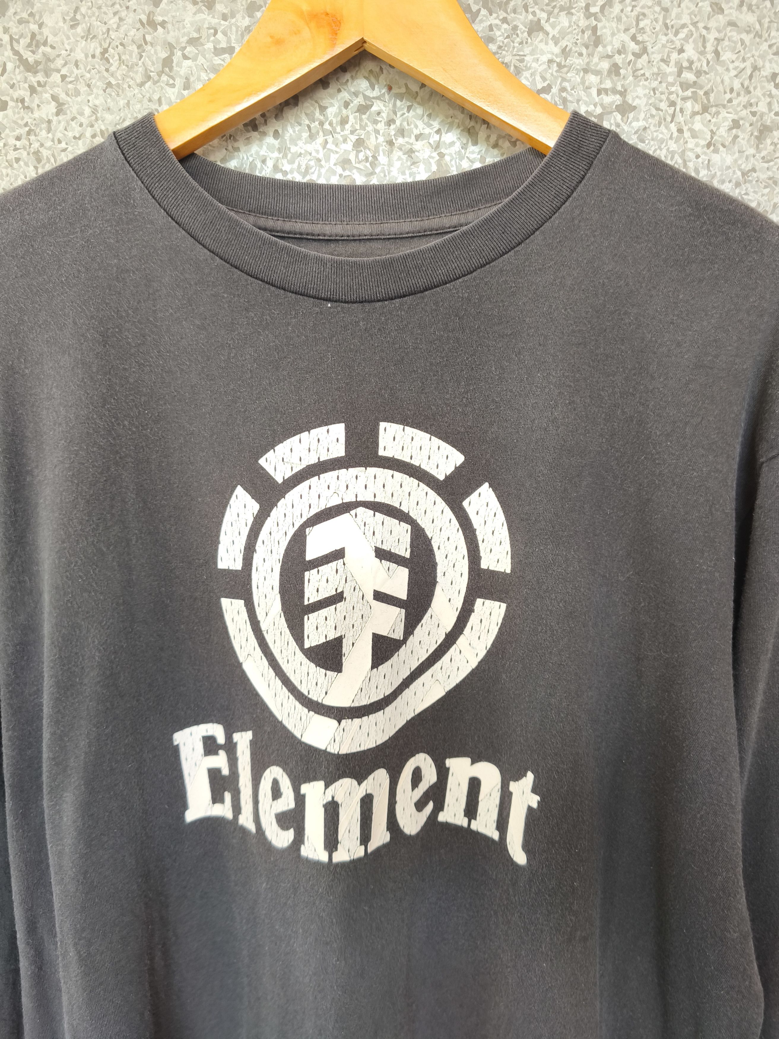 Element 🔥 Vintage Element t shirt sun faded Skaters Streetwear Size US L / EU 52-54 / 3 - 2 Thumbnail