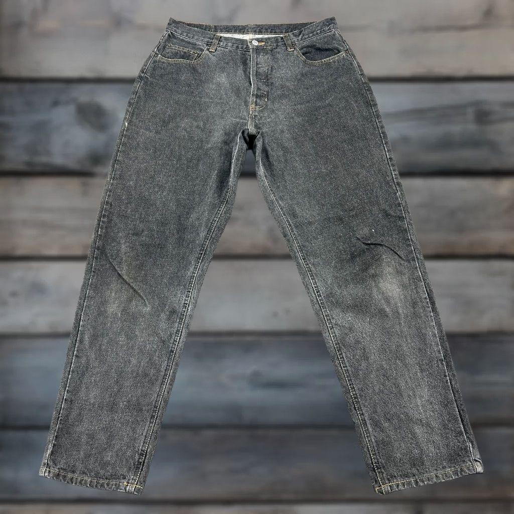 Gap VINTAGE Gap Jeans Mens 32x31 Black Relaxed Tapered Medium Wash Denim 90s Size US 32 / EU 48 - 1 Thumbnail