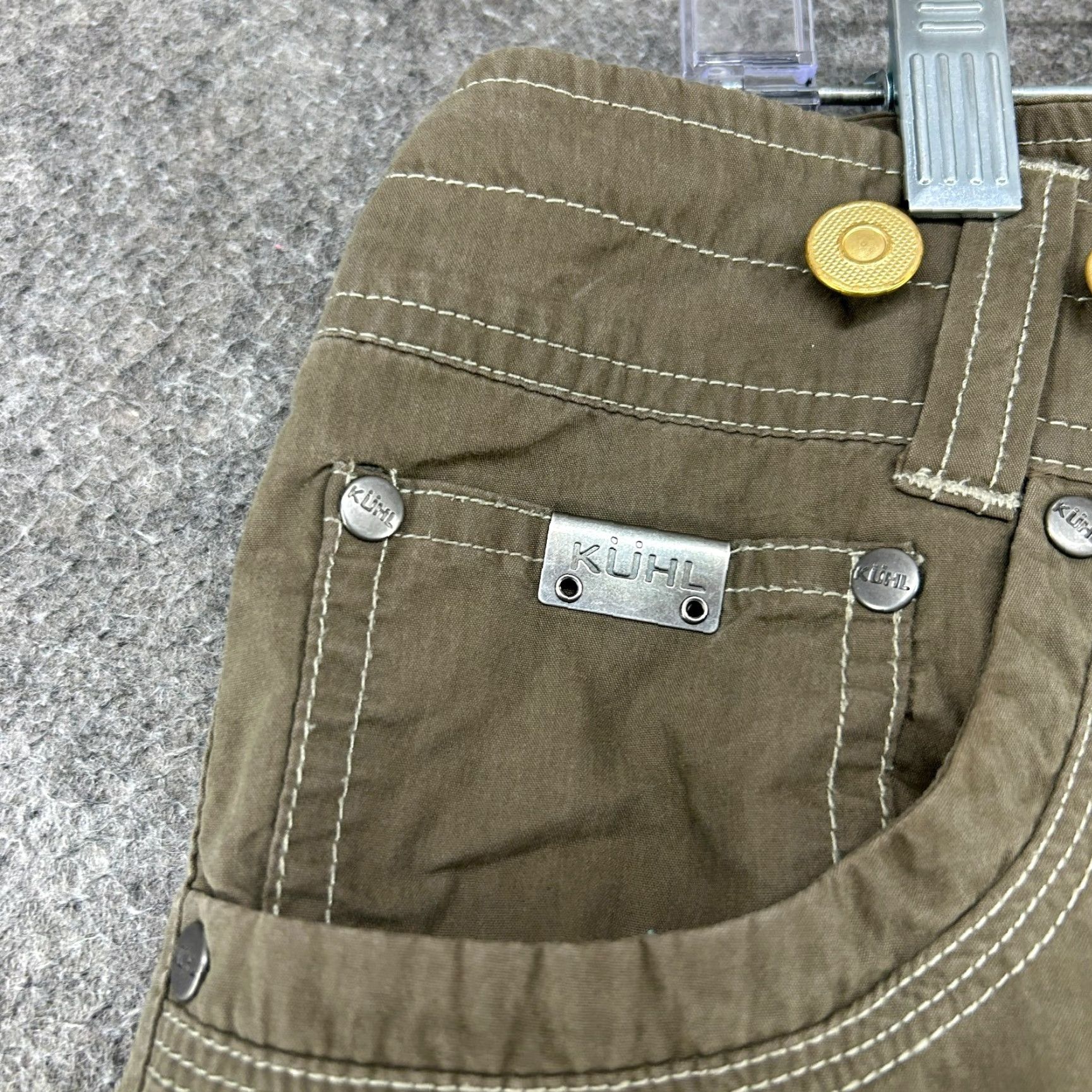 Vintage Kuhl Pants Mens 36x30 Brown Carpenter Hiking Outdoor Stretch Lightweight Pant Straight Leg Regular 5-Pocket Logo Tooling Vintage No Size US 36 / EU 52 - 2 Thumbnail