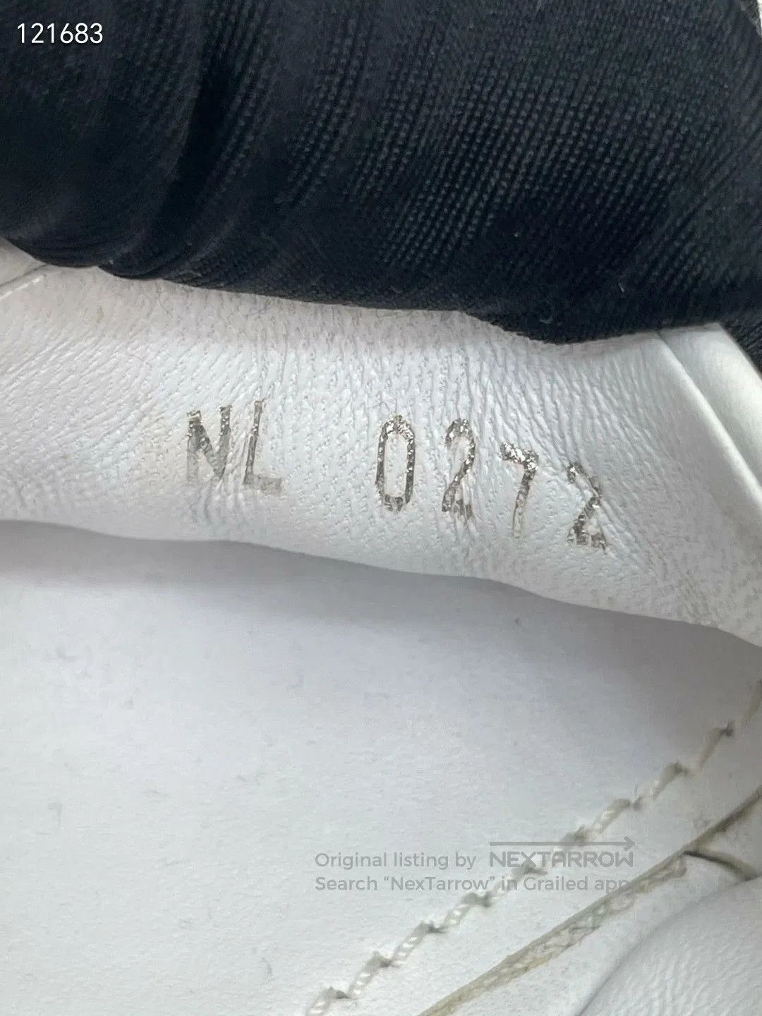 Louis Vuitton LV Monogram Slippers. Size US 5 / IT 35 - 7 Thumbnail