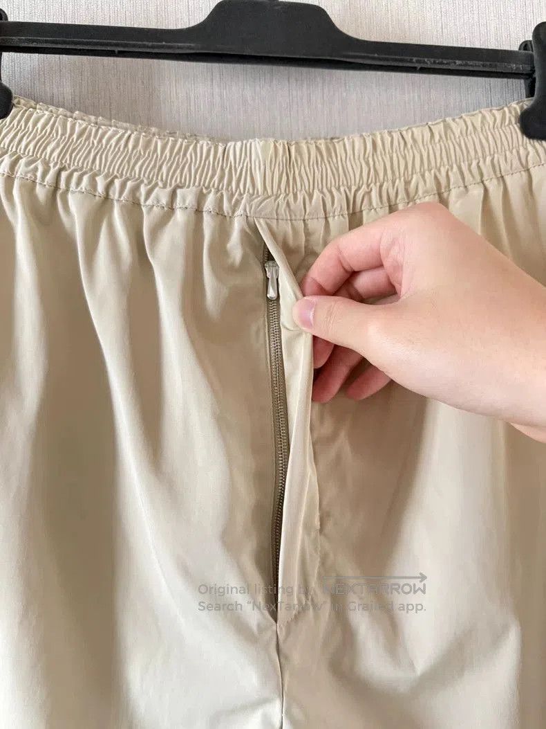 The Row The Row Gerhardt Beige Casual Shorts. Size US 38 / EU 54 - 3 Thumbnail
