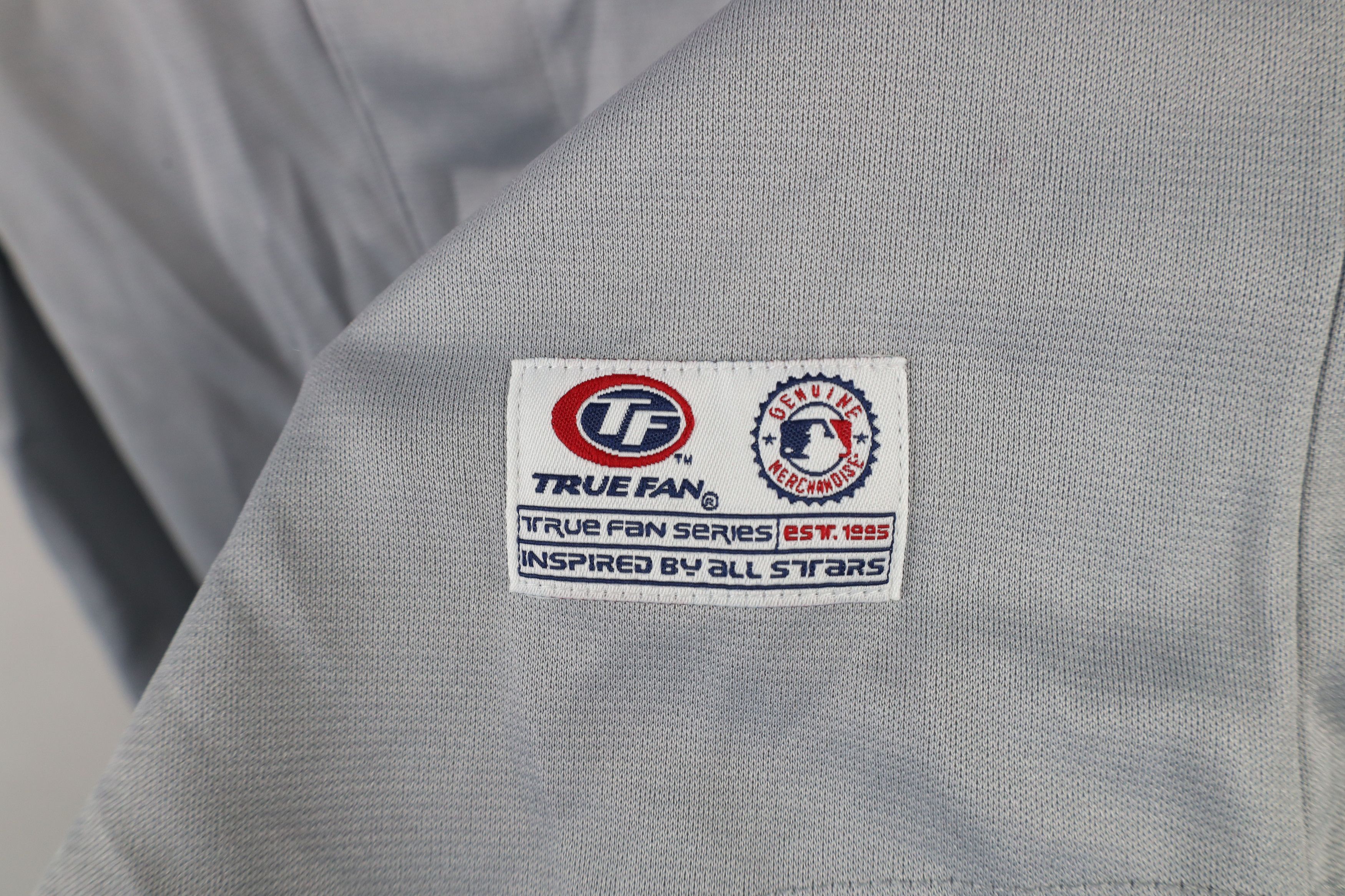 Vintage Vintage Old English D Detroit Tigers Baseball Jersey Gray Size US L / EU 52-54 / 3 - 6 Thumbnail