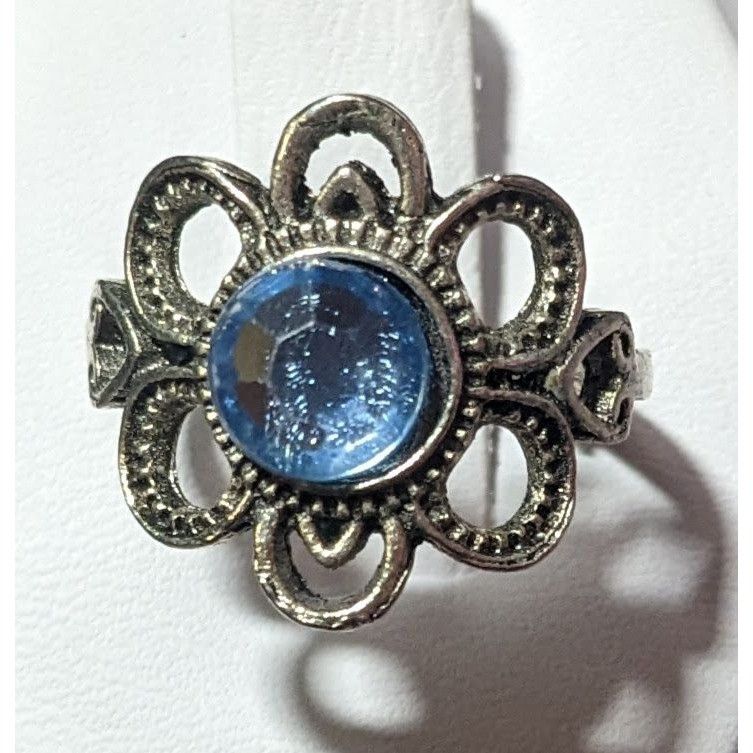 Other Floral Silver Tone Blue Gemmed Fashion Ring Size 6 Size ONE SIZE - 10 Thumbnail