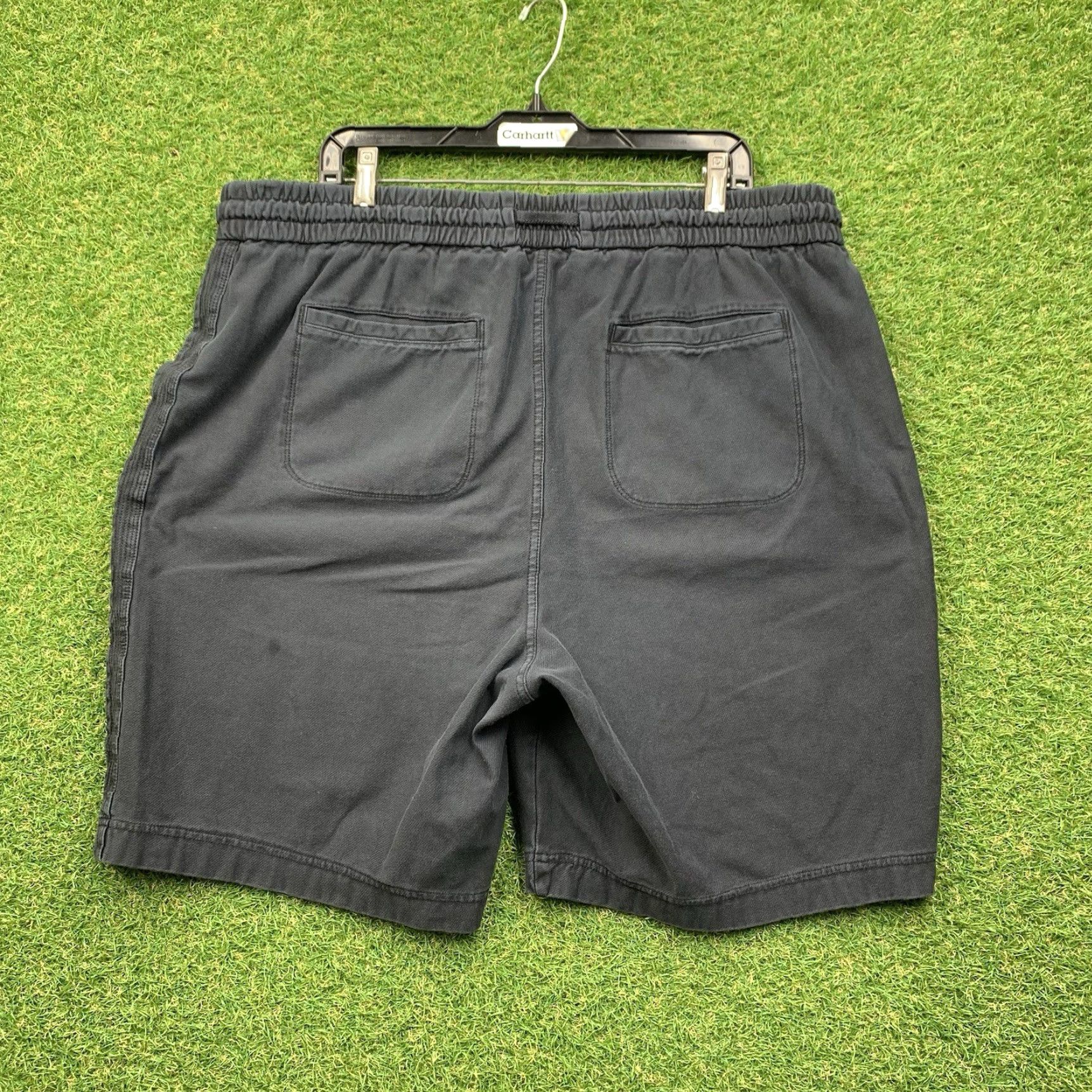 Athleta VINTAGE Athleta Farallon Bermuda Shorts Womens 18 x8 Black Fleece Casual Lounge Travel Size 40" / US 18 - 2 Thumbnail