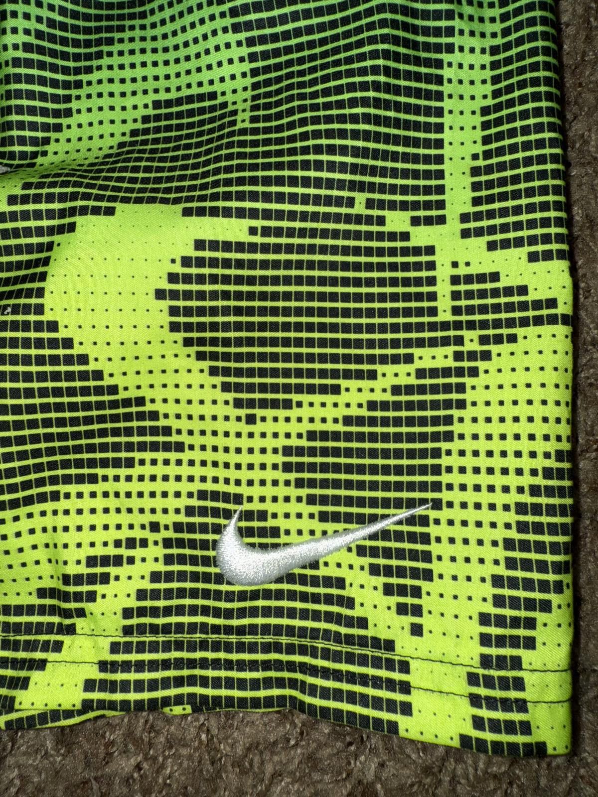 Nike Nike Big Kids (Boy's) 8" Volley Short Swim Briefs Size US 26 / EU 42 - 4 Thumbnail