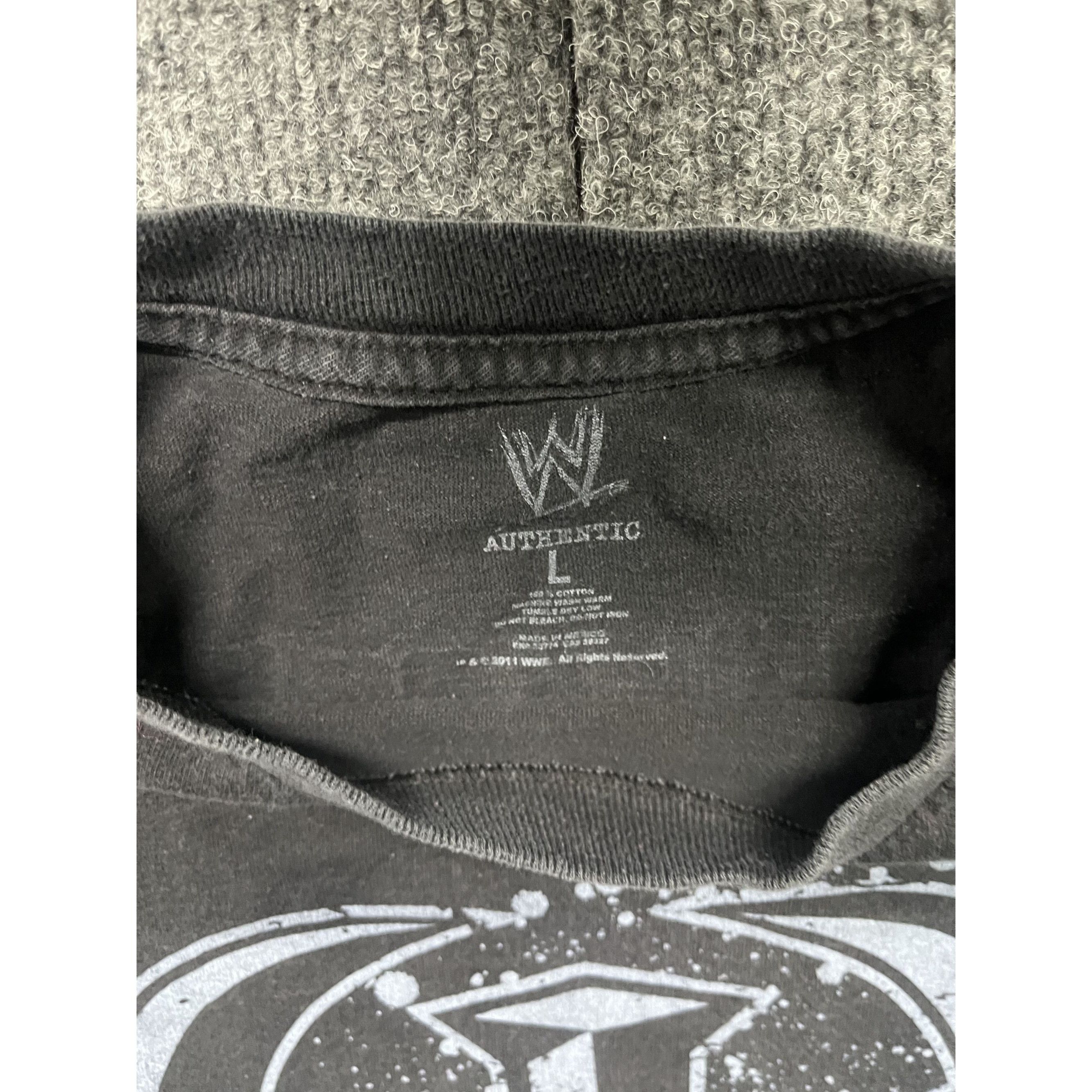 WWE Roman Reigns Shirt MENS L One Versus All Double Sided WWE Au Size US L / EU 52-54 / 3 - 4 Thumbnail