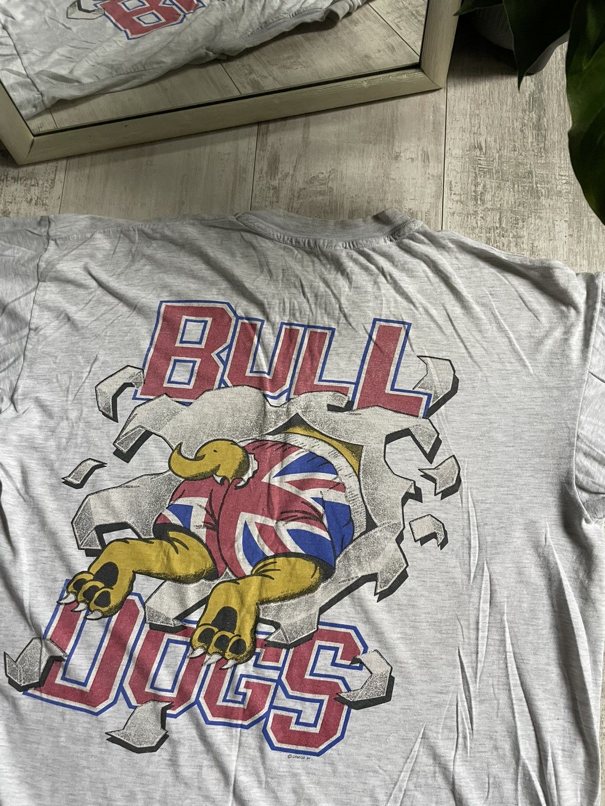 Vintage Vintage England Bull Dogs 1994@ CPM Ltd T-Shirt Hanes RARE Size US M / EU 48-50 / 2 - 4 Thumbnail