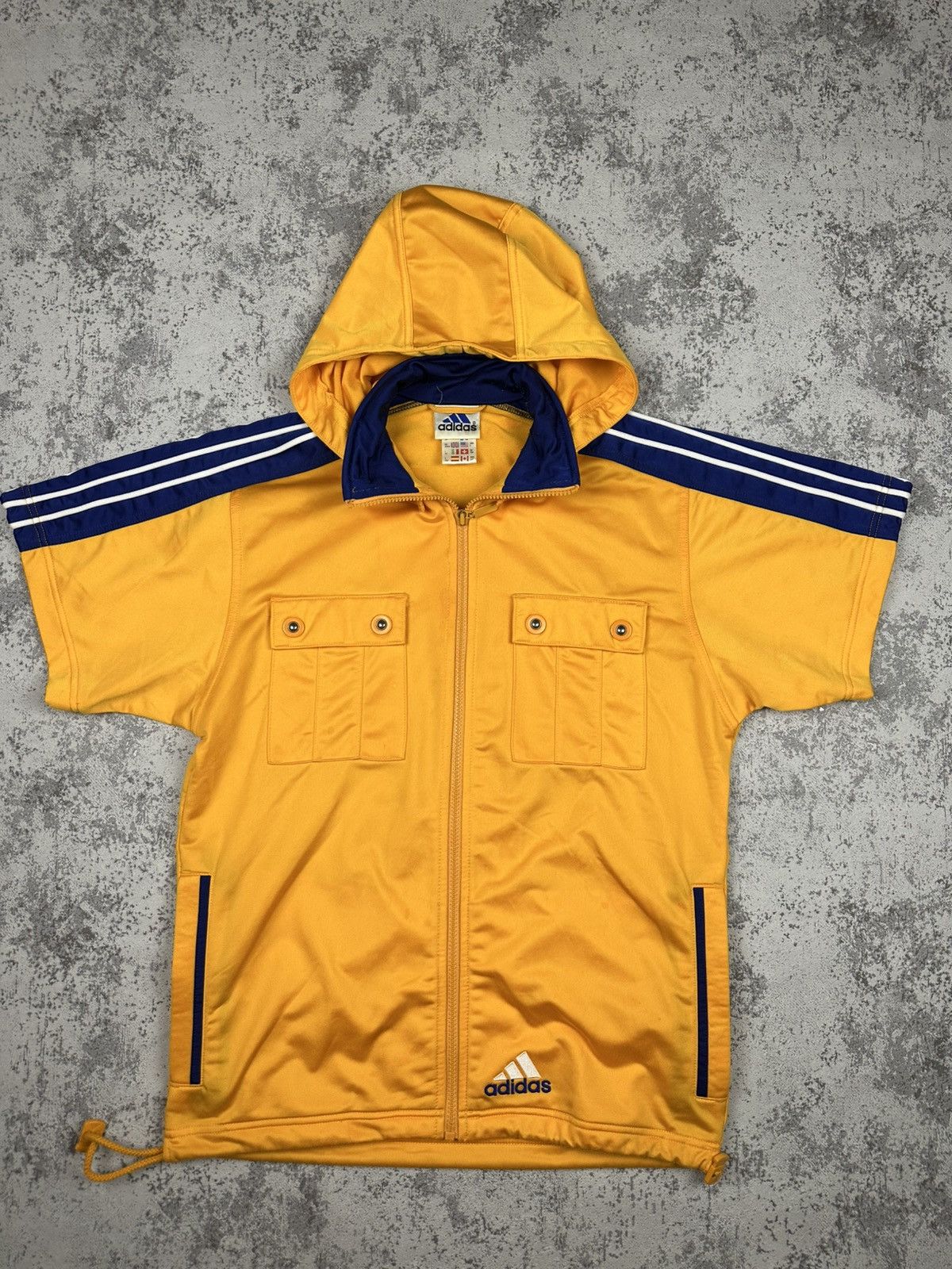Adidas Adidas T-shirt Hood Zip L Vintage Size US L / EU 52-54 / 3 - 1 Thumbnail