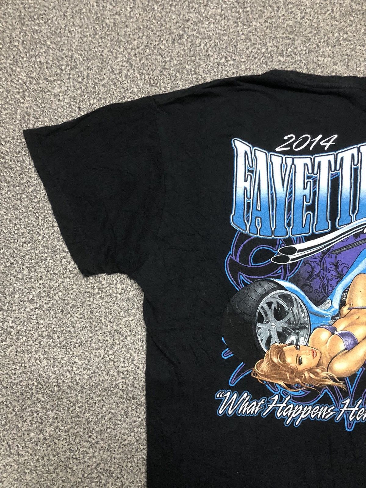 Harley Davidson × Vintage Vintage Y2K Fayetteville Motorcycle Rally Girl Backhit Tee Size US XL / EU 56 / 4 - 10 Thumbnail