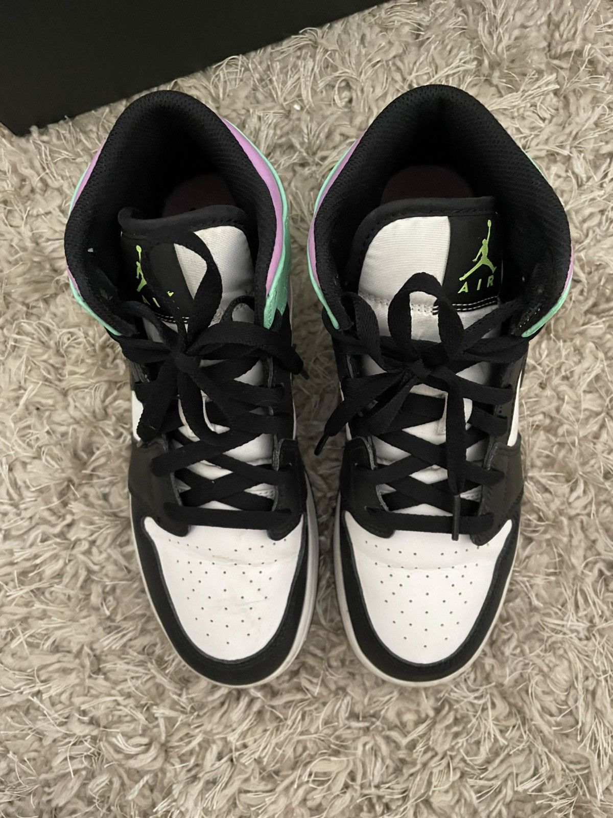 Jordan Brand Jordan 1 Mid Gs Pastel Size US 6.5 / EU 39-40 - 5 Thumbnail