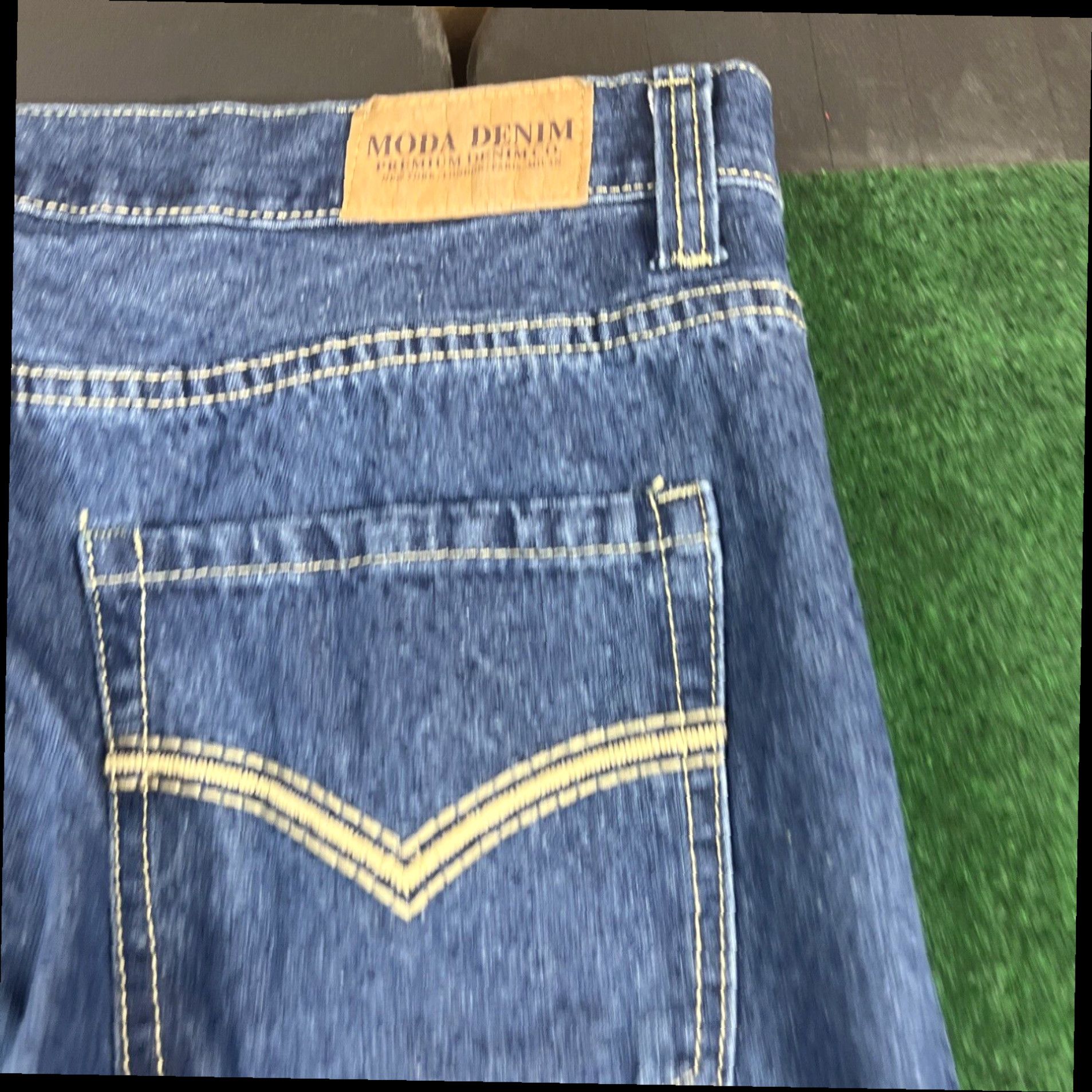 Vintage Moda Int'l The London Blue Jean Baggy Casual 40x32 Relaxed Fit Size 27" / US 4 / IT 40 - 3 Thumbnail