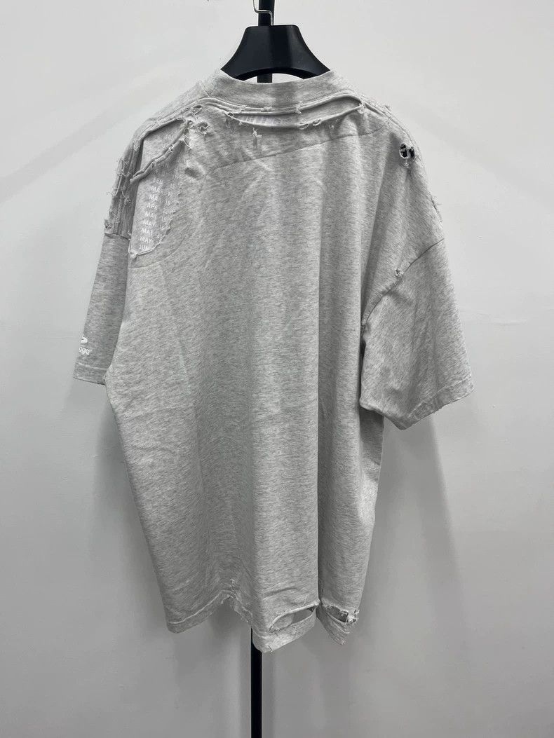 Balenciaga Balenciaga size 2 Erosive Destruction Calendar 3 Bsports Sh Size US M / EU 48-50 / 2 - 2 Thumbnail
